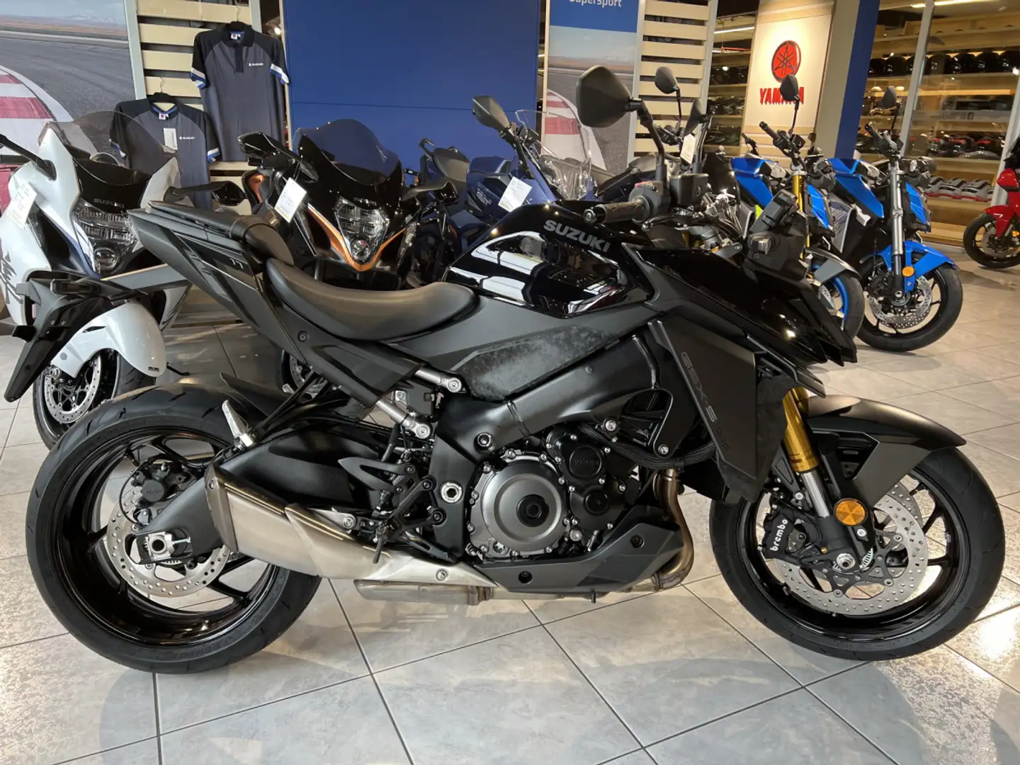 Suzuki GSX-S 1000 Noir - 1