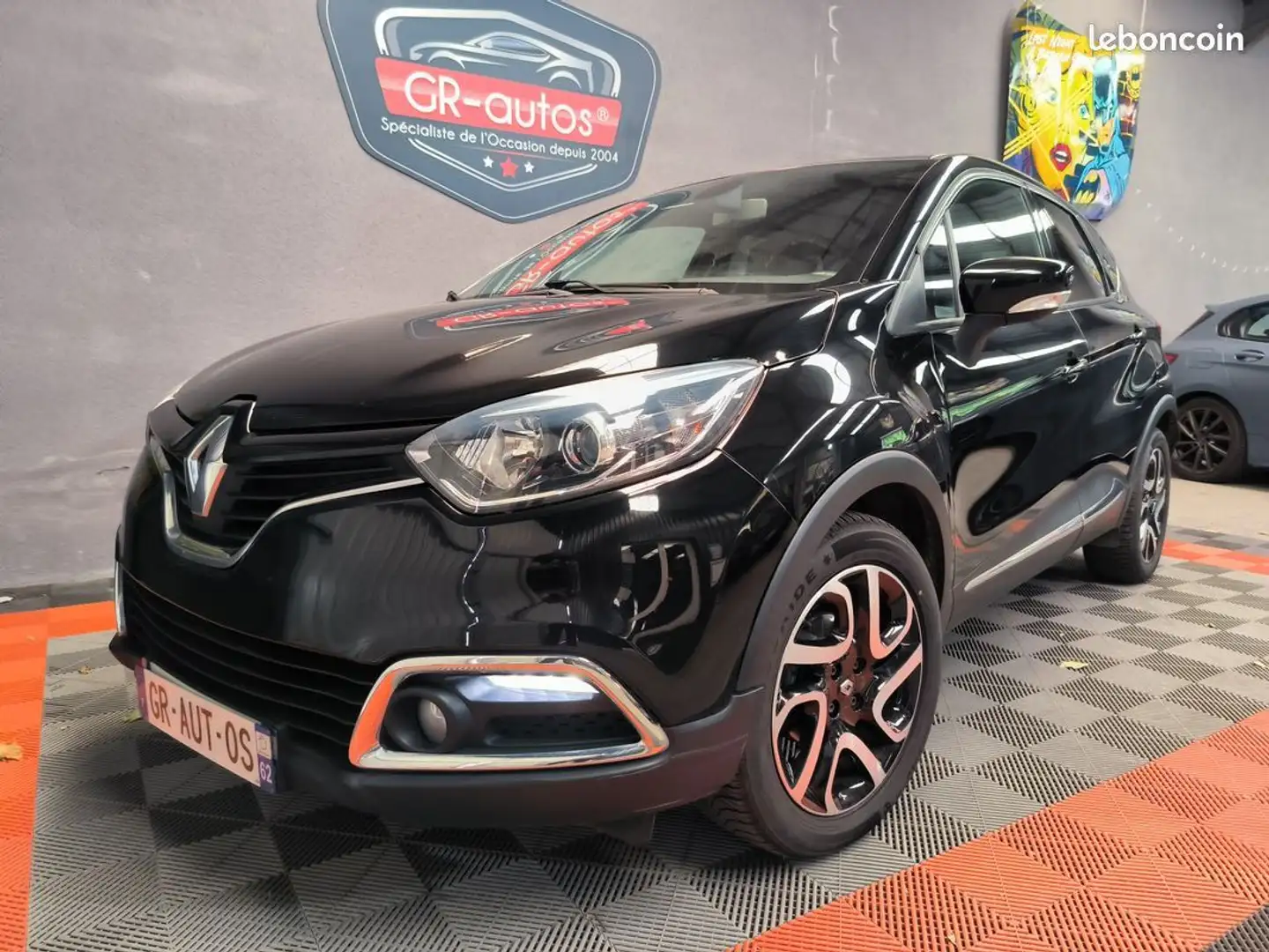 Renault Captur 0.9 Tce 90cv Intens 97.000kms jantes alu GPS clim  Noir - 1