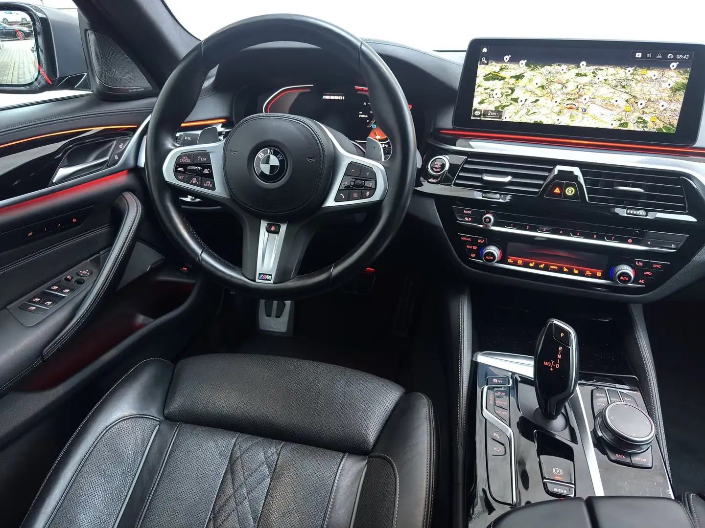 BMW M550 i xDrive Limousine Grau - 2