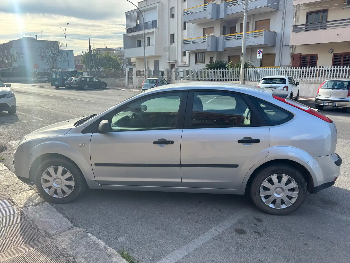 Ford Focus Focus II 20055p 1.6 tdci LE 90cv - 1