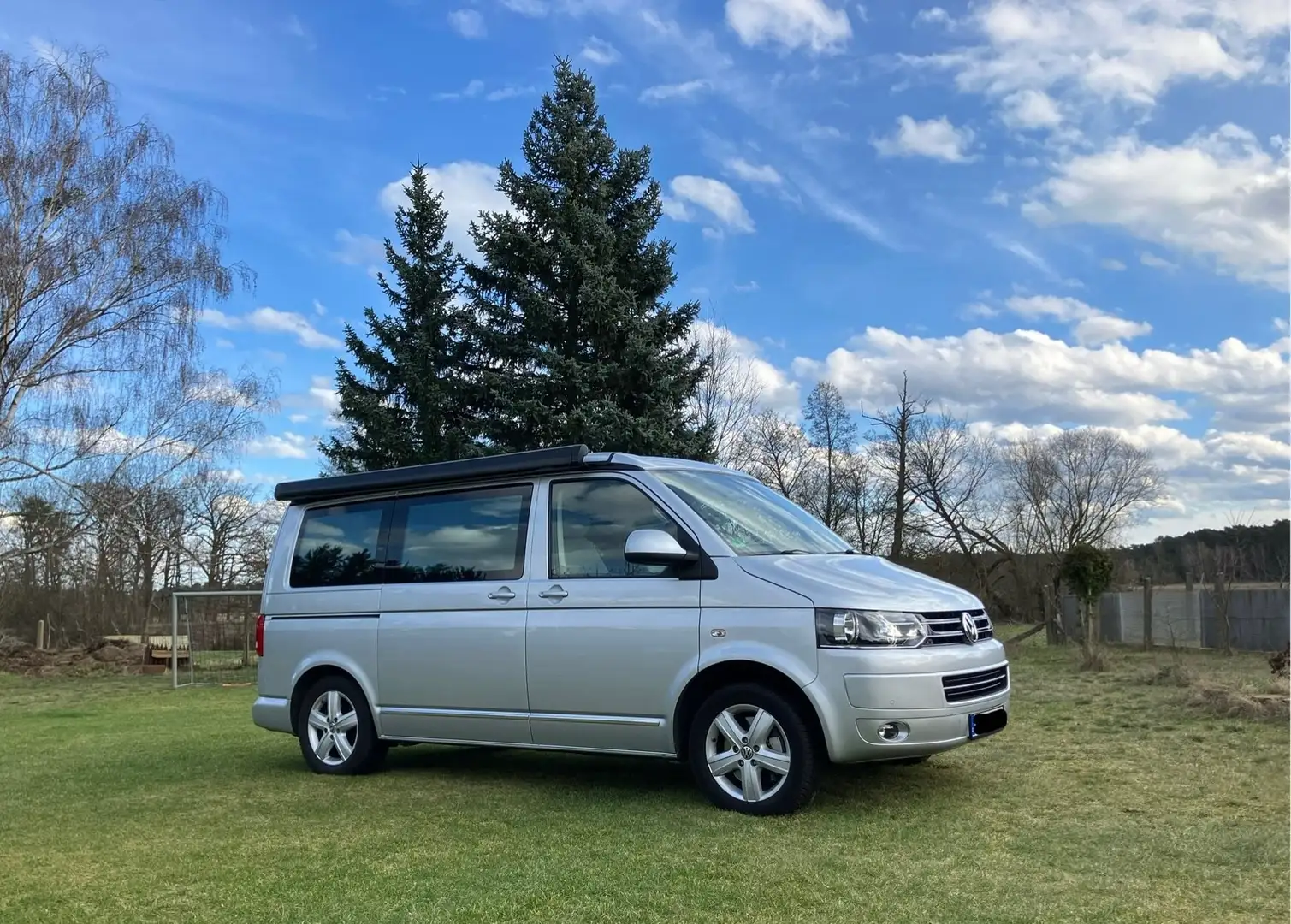 Volkswagen T5 California Comfortline mit umfangreichem Zubehör Silver - 2