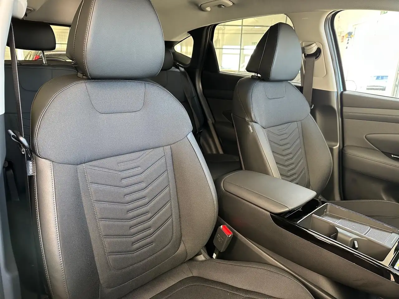 Hyundai TUCSON Hybrid Trend Navi+virtCP+ACC+Kamera+SHZ+PDC+Privac 11