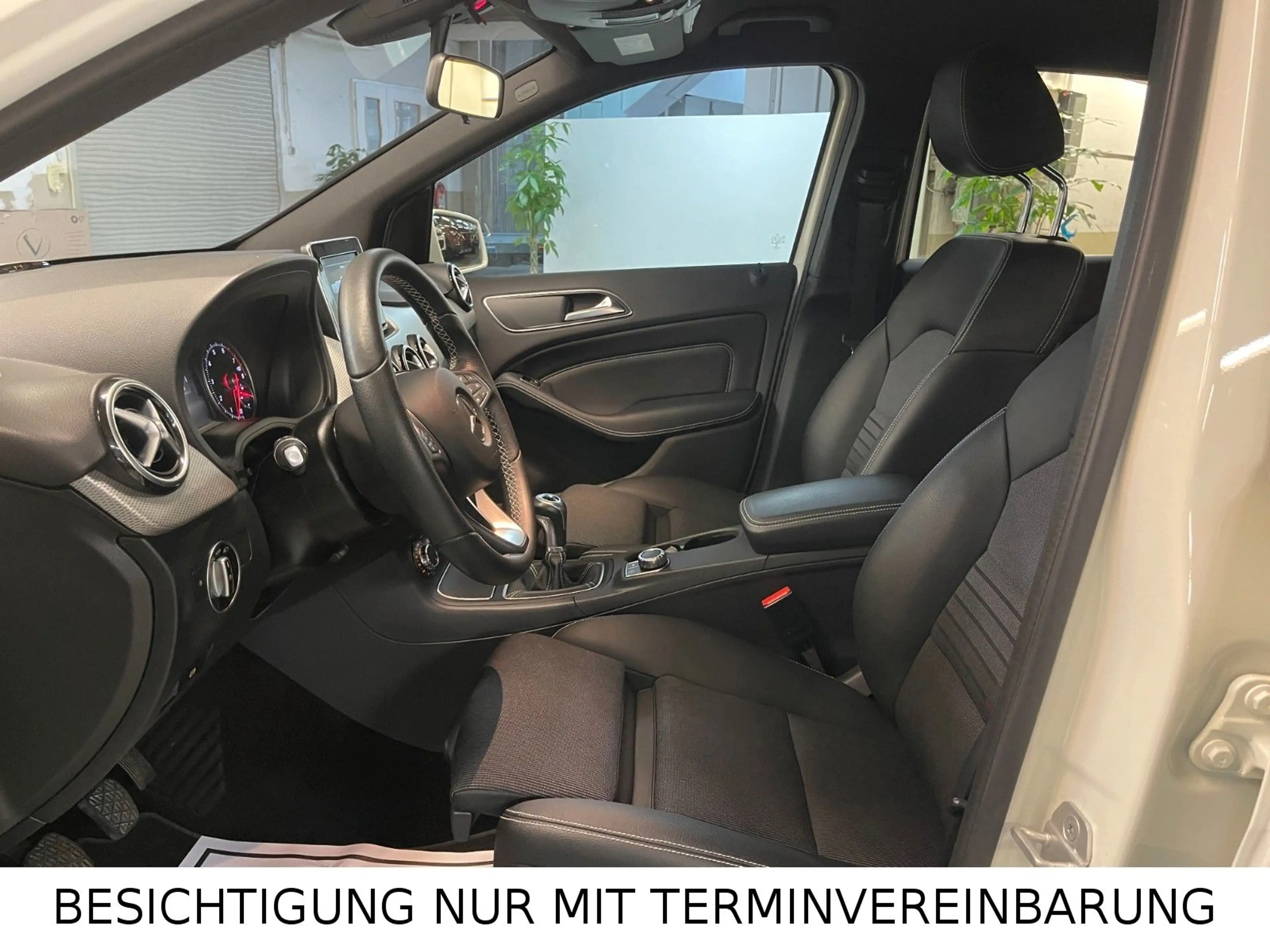 Mercedes-Benz B 180 Urban LED ALU SHZ LEDER PARK-ASSISTENT — photo 9