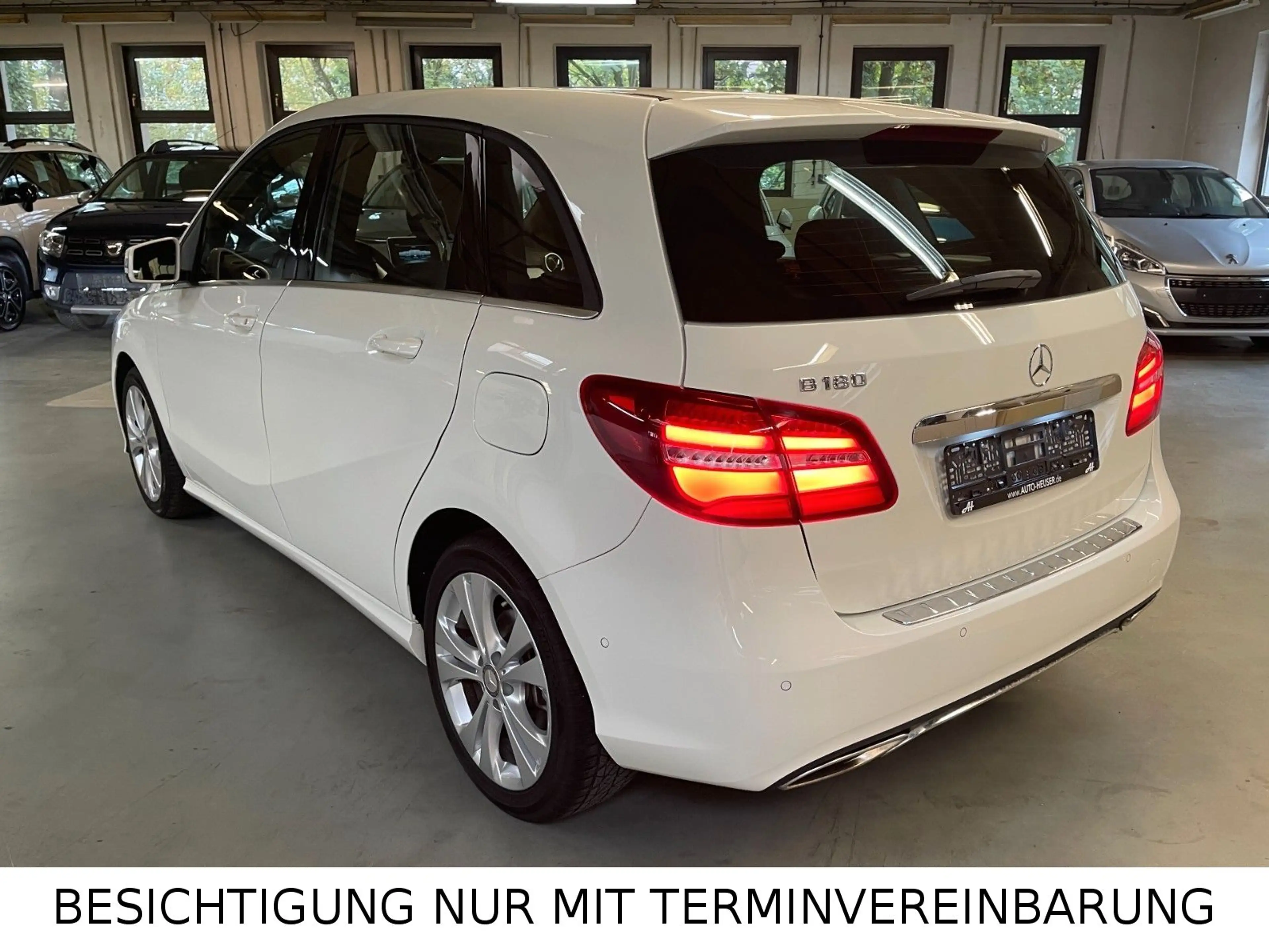 Mercedes-Benz B 180 Urban LED ALU SHZ LEDER PARK-ASSISTENT — photo 5