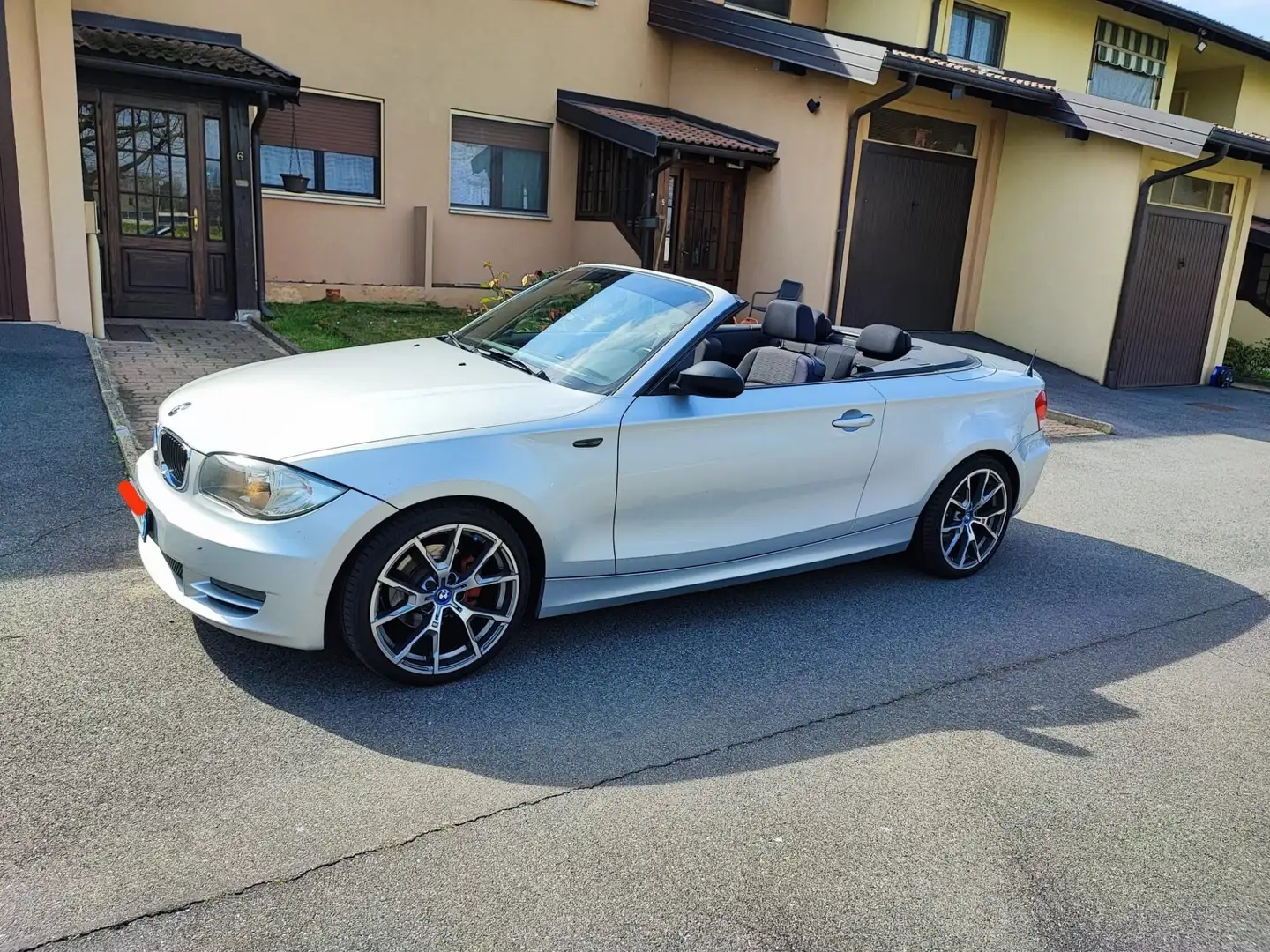 BMW 118 118d Cabrio 2.0 Futura 143cv Grigio - 1