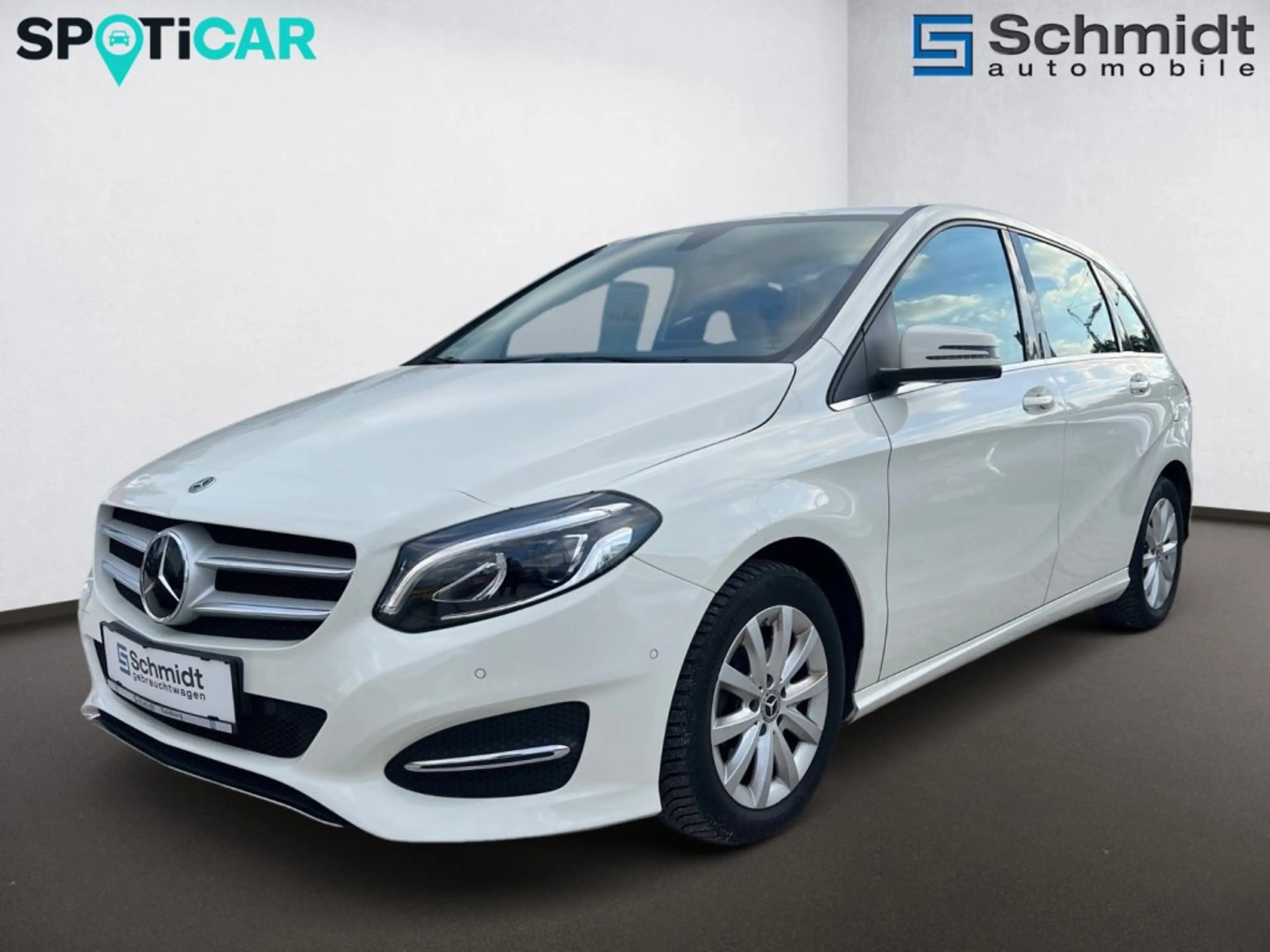 Mercedes-Benz B 220 4MATIC Aut. mit AHK — photo 2