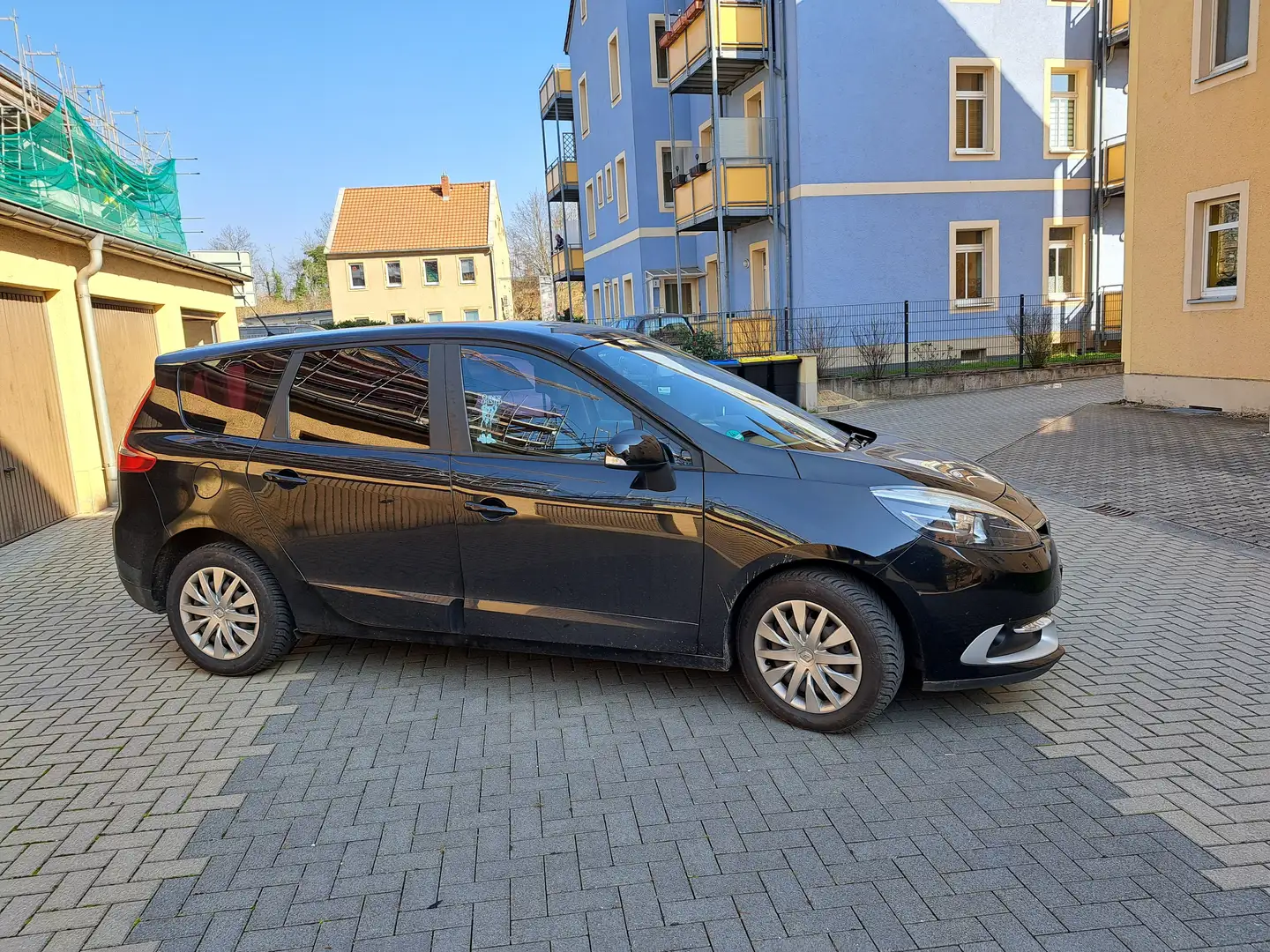 Renault Scenic Scenic Energy TCe 115 Expression Schwarz - 2