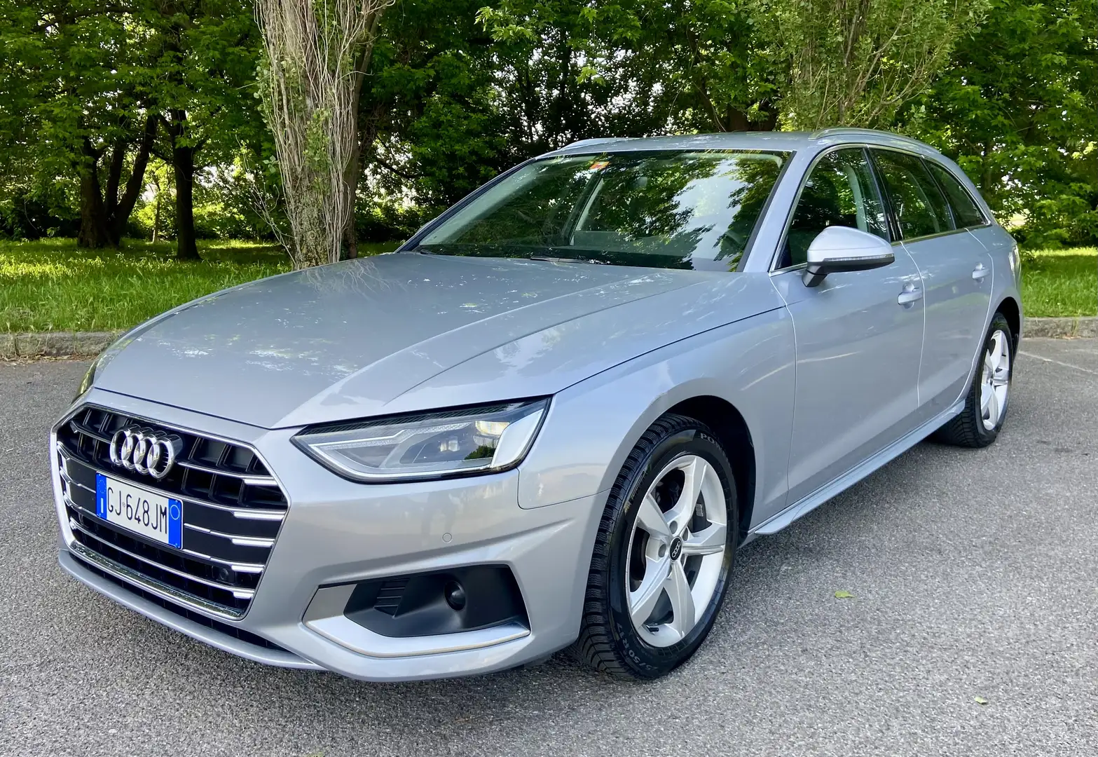 Audi A4 30 2.0 tdi mhev Business Advanced 136cv S-Tronic Argento - 1