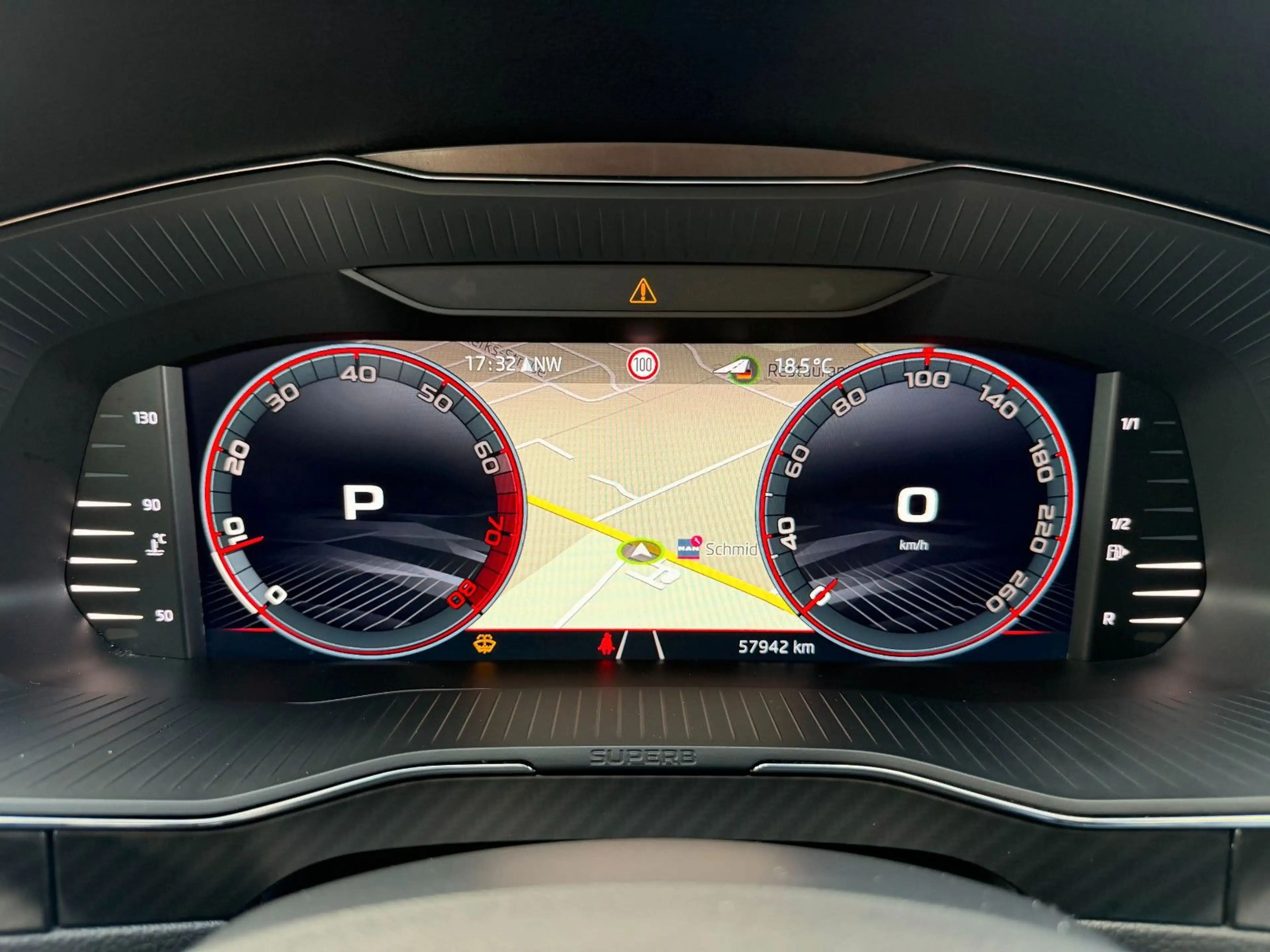 Skoda Superb Combi 2.0 TSI Sportline DSG STDHZ NAVI BT — photo 15