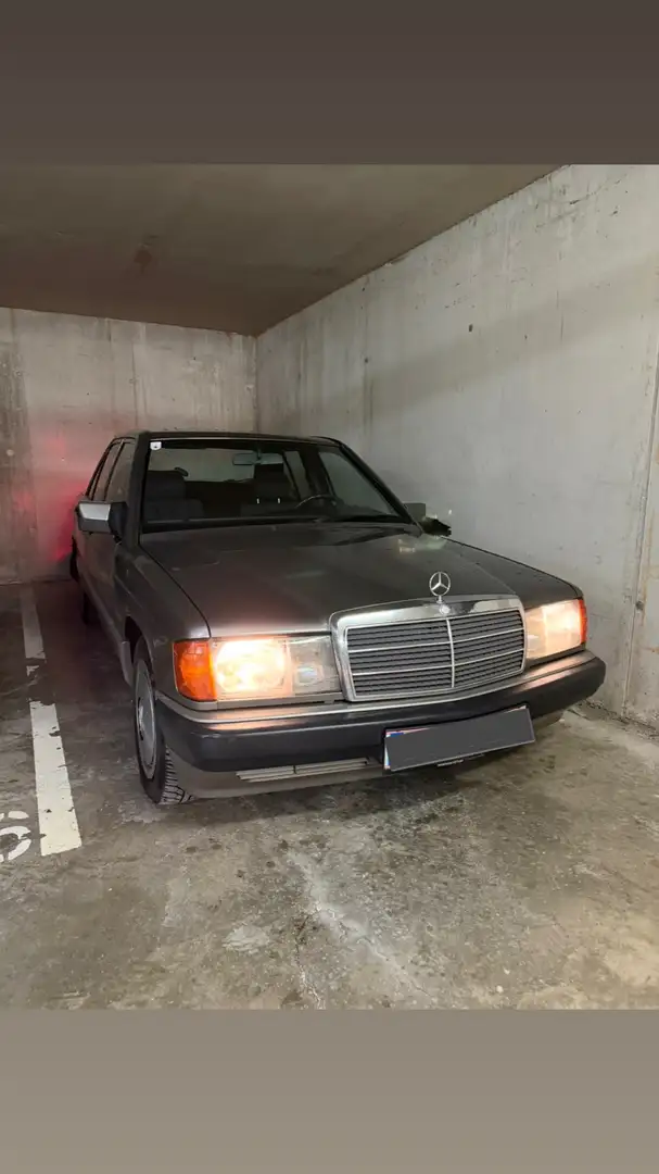Mercedes-Benz 190 E 2,0 - 1