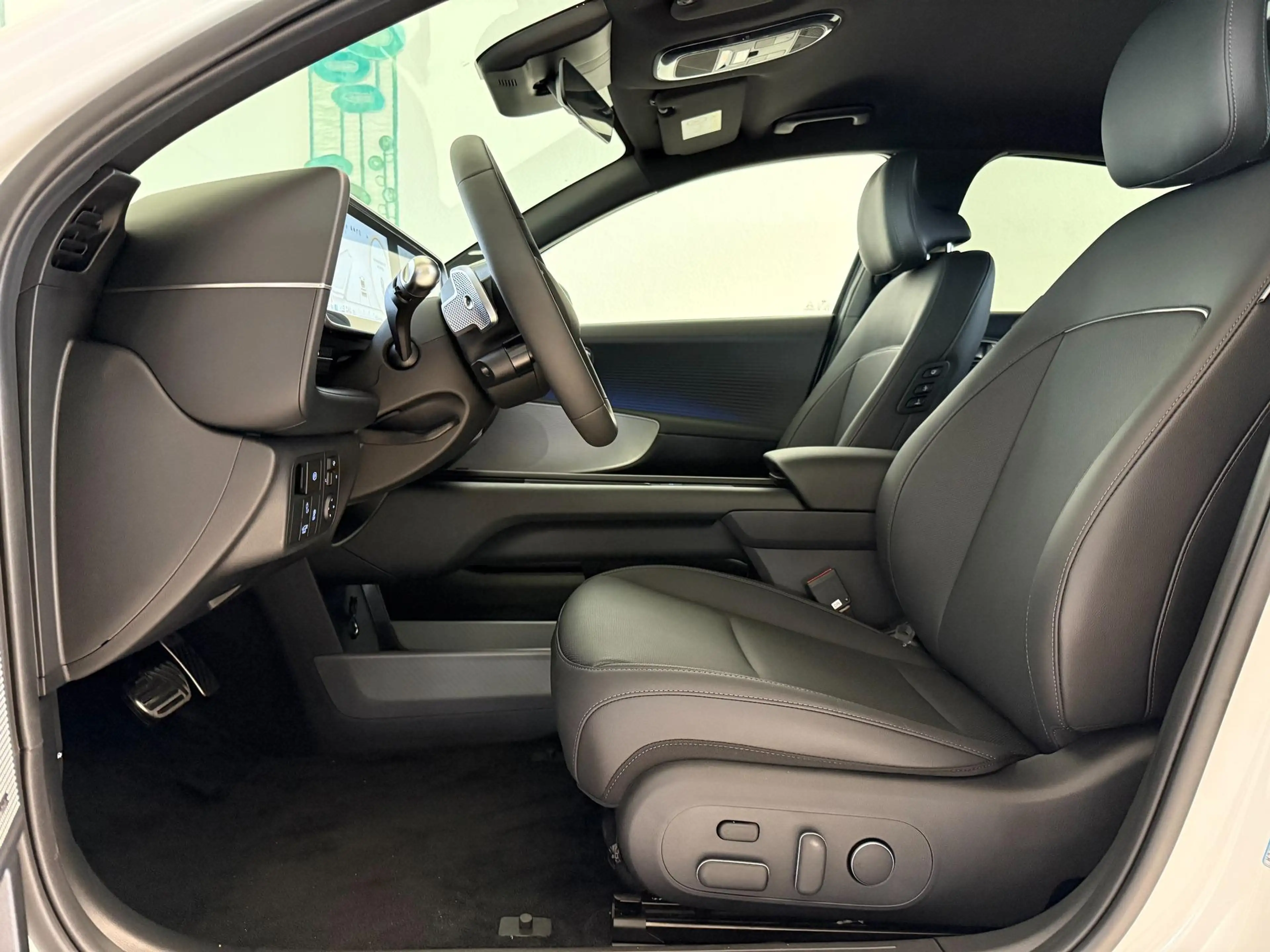 Hyundai IONIQ Top Line Long Range 77,4 kWh 4WD 239 kW (325 PS... — photo 7