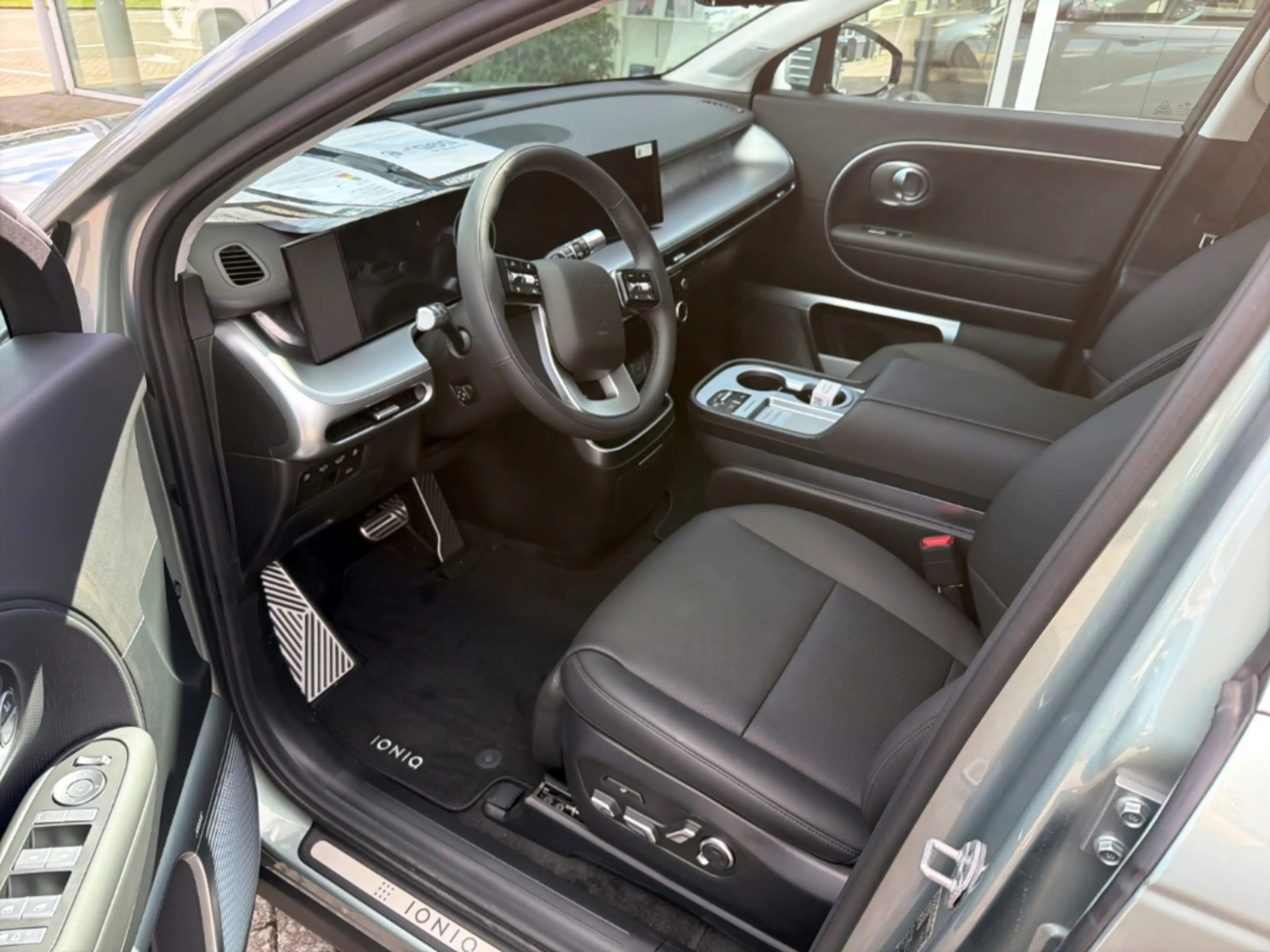 Hyundai IONIQ 9 226 kW Elektro Uniq 7-Sitzer (MY26) 110 kWh (307 P — photo 7