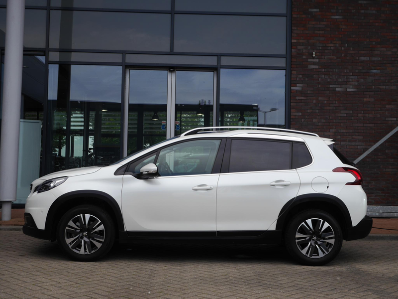 Peugeot 2008 1.2 PureTech Allure | Automaat | Panoramadak | Par — photo 5