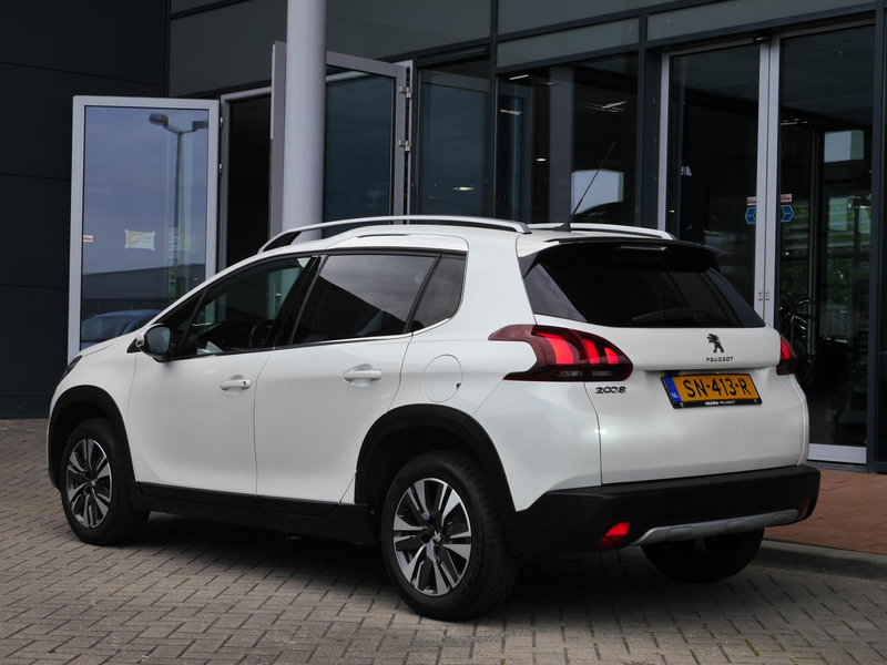 Peugeot 2008 1.2 PureTech Allure | Automaat | Panoramadak | Par — photo 6