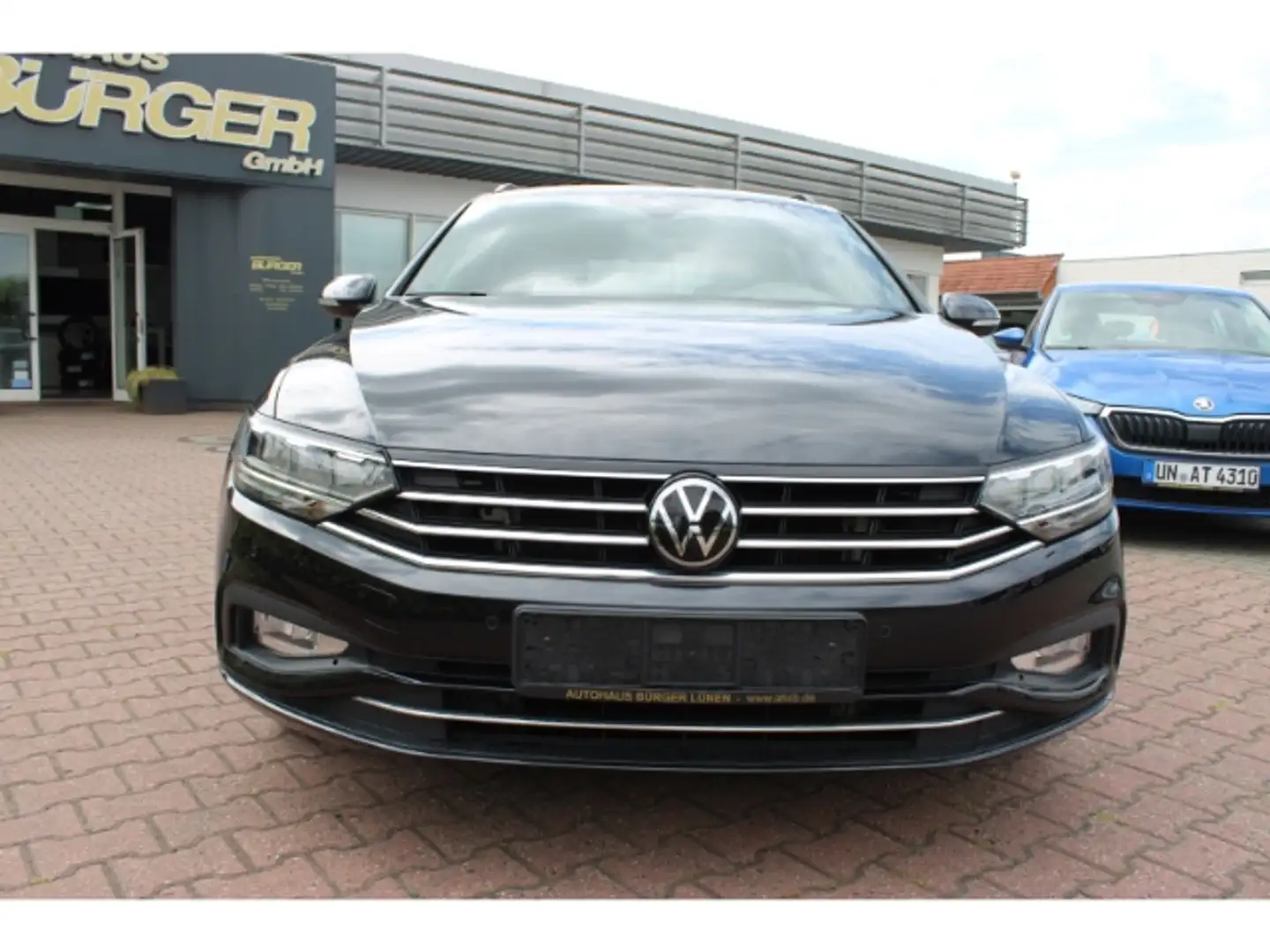 Volkswagen Passat Variant Business 2.0 TDI AHK Navi ACC LED Kamera S Schwarz - 2