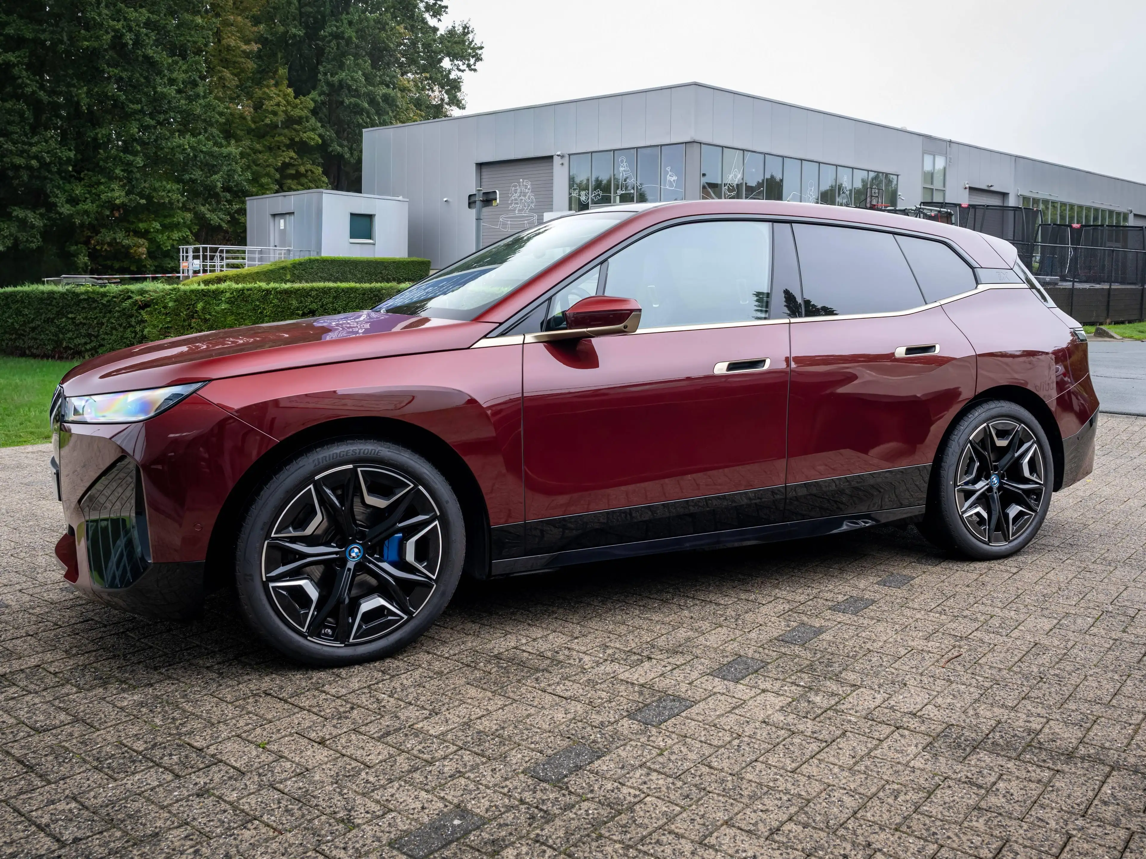 BMW iX iX 76.6 kWh xDrive40*Panodak*Lane assist*Nieuwstaat*