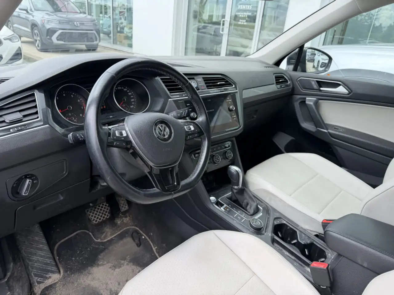 Volkswagen Tiguan снимка Volkswagen Tiguan