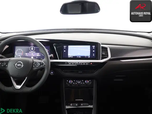 Opel Grandland X view 9
