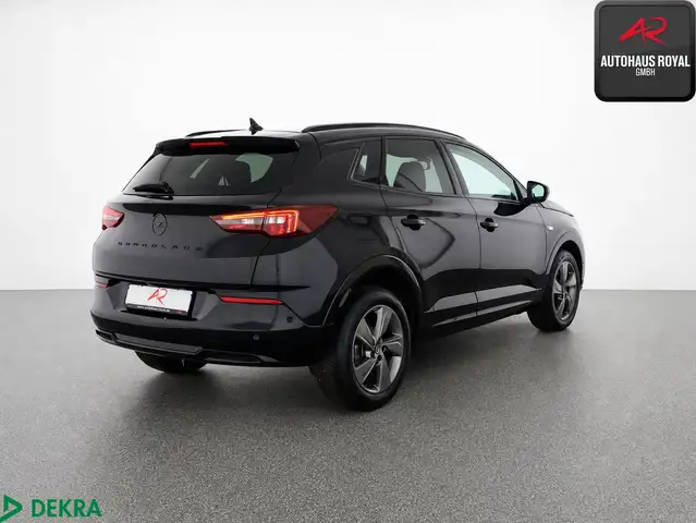 Opel Grandland X view 5