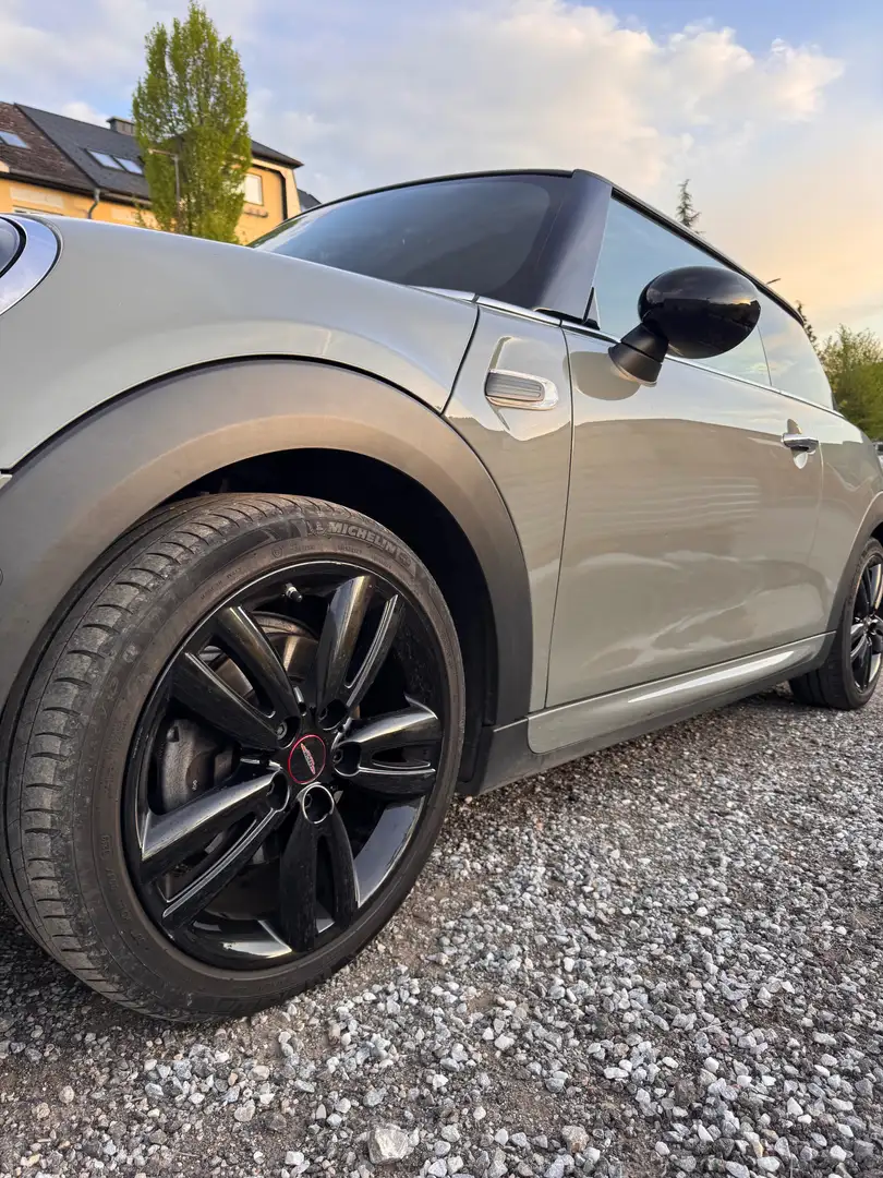 MINI Cooper MINI Cooper Aut. Cooper Grau - 2
