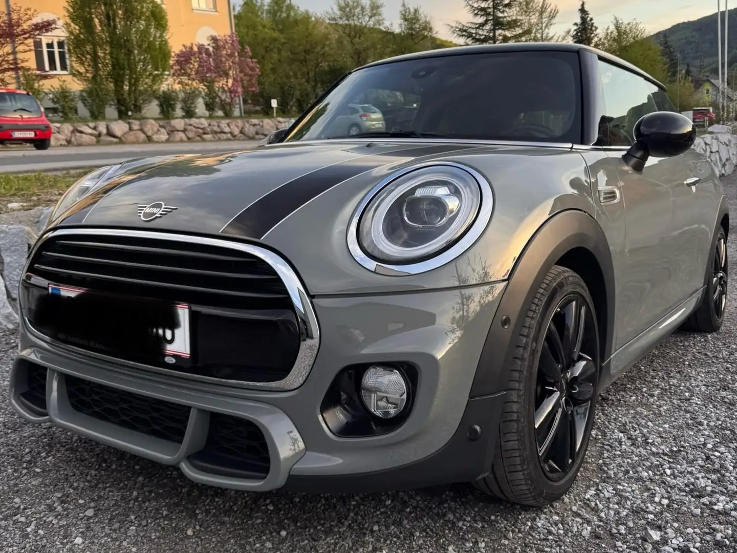 MINI Cooper MINI Cooper Aut. Cooper Grau - 1