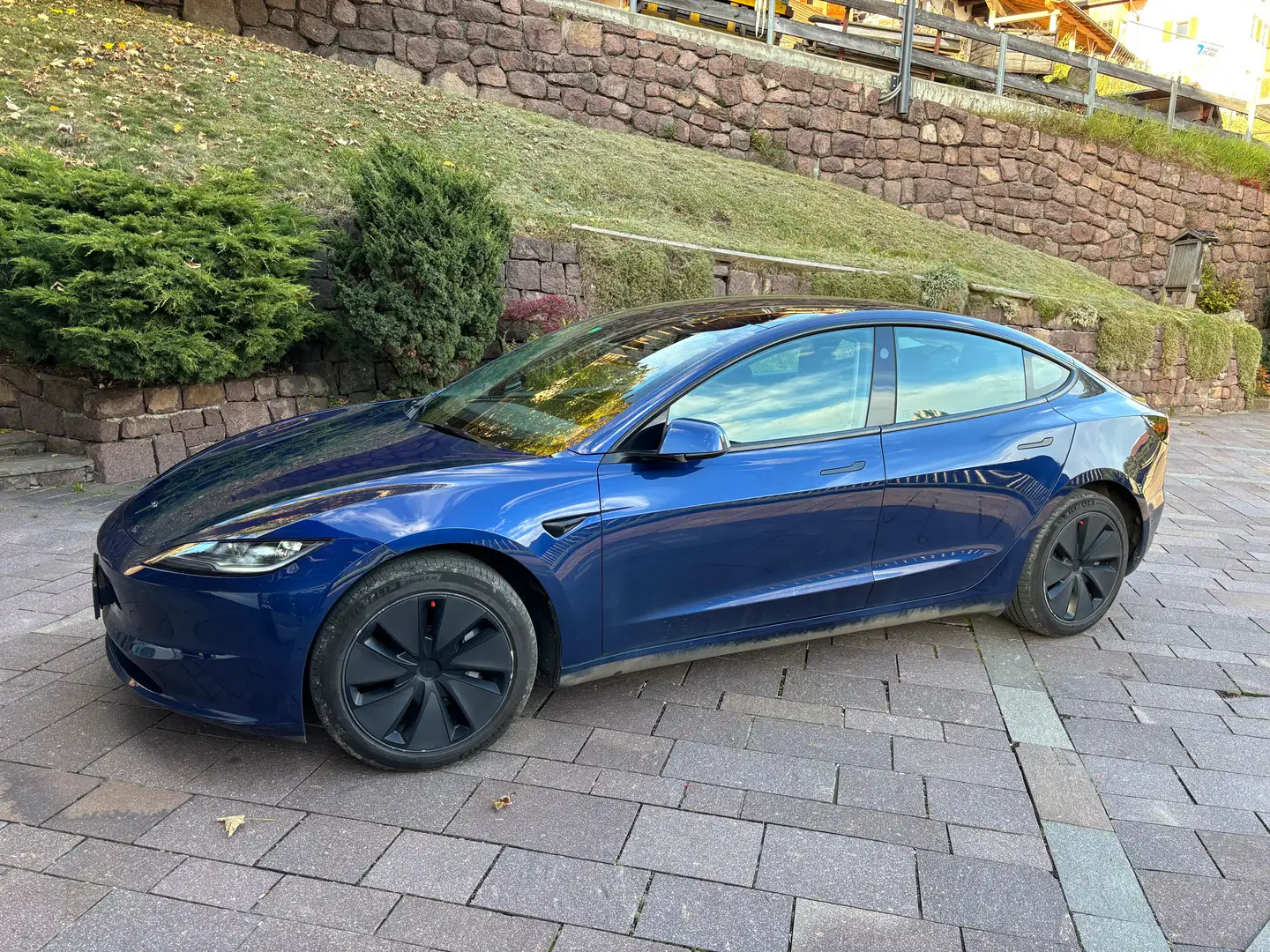 Tesla Model 3 Highland rwd Blu/Azzurro - 1