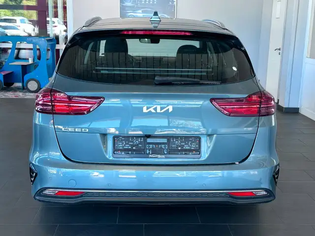Kia Ceed view 8