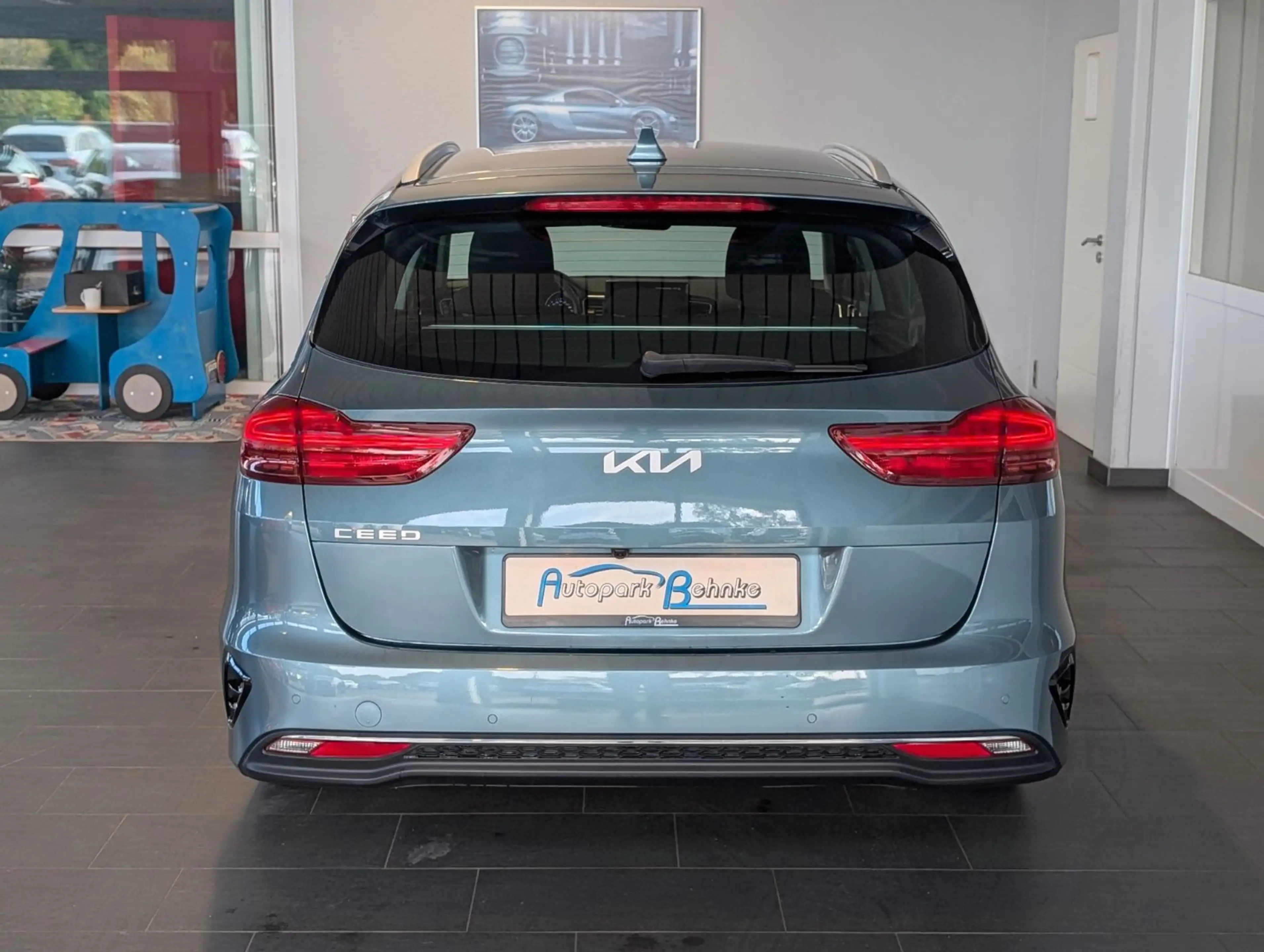 Kia Ceed / cee'd Ceed CRDi*Automatik*LED*Sitzh.*CarPlay*Kamera — photo 10