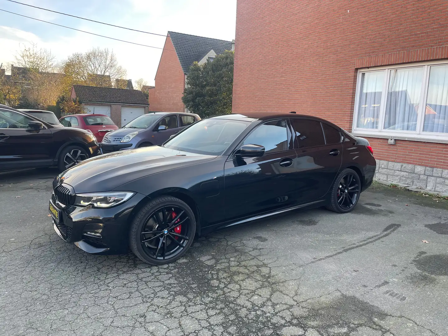 BMW 330 Xdrive Hybrid Plug-in Pack M Noir - 1