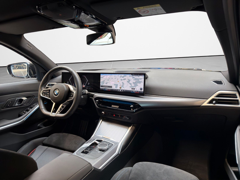 BMW 318 i Touring M Sport ACC AHK FL2 HuD KZU 360° — photo 14