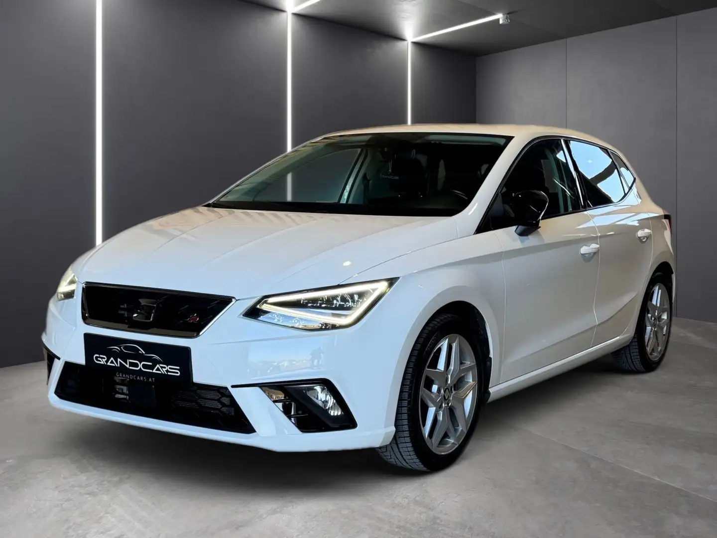SEAT Ibiza 1.0 FR Weiß - 1