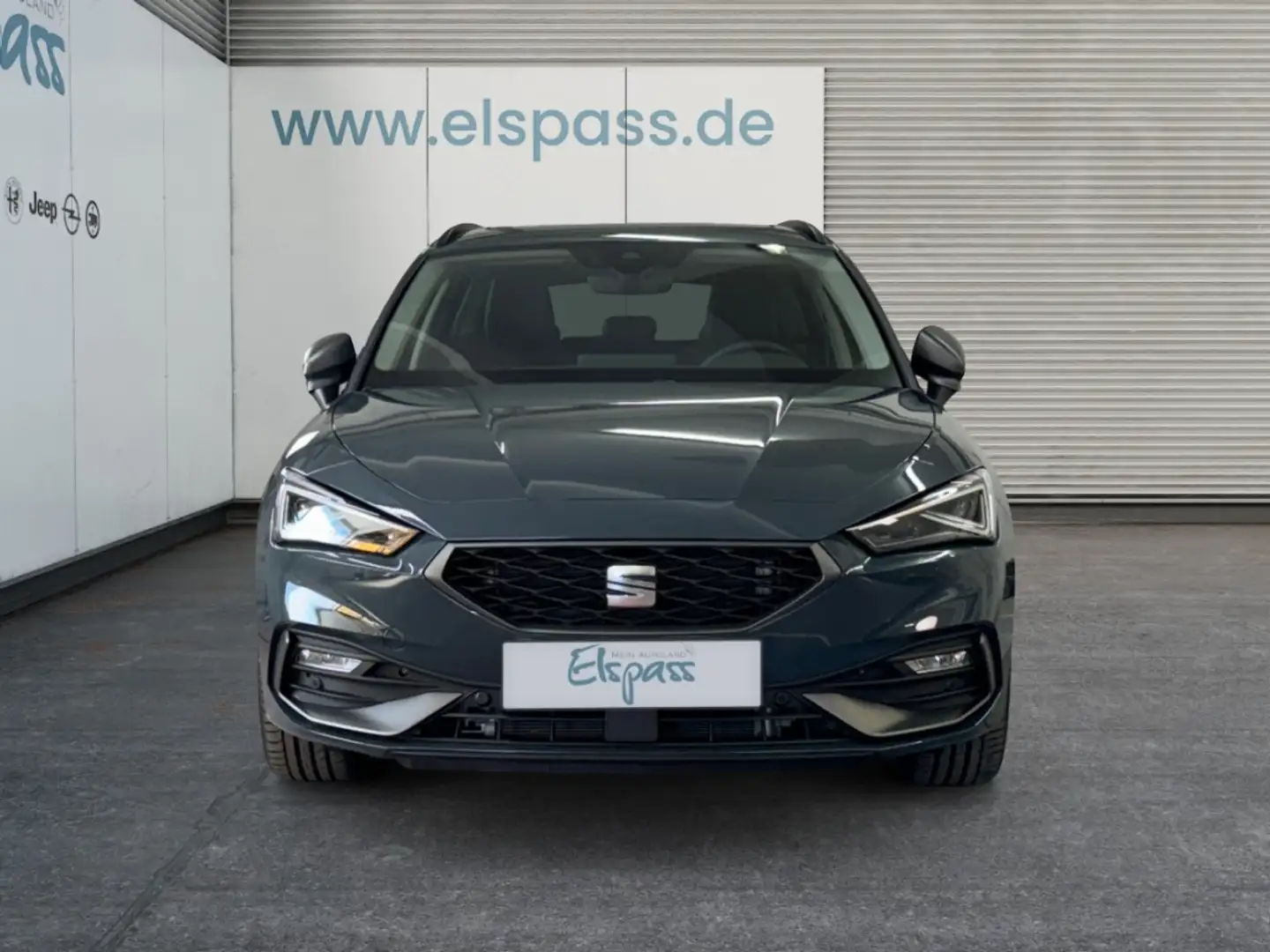 SEAT Leon SP FR MJ25 EL.PANO MATRIX-LED ACC AHK VORB. SHZG L Blau - 2