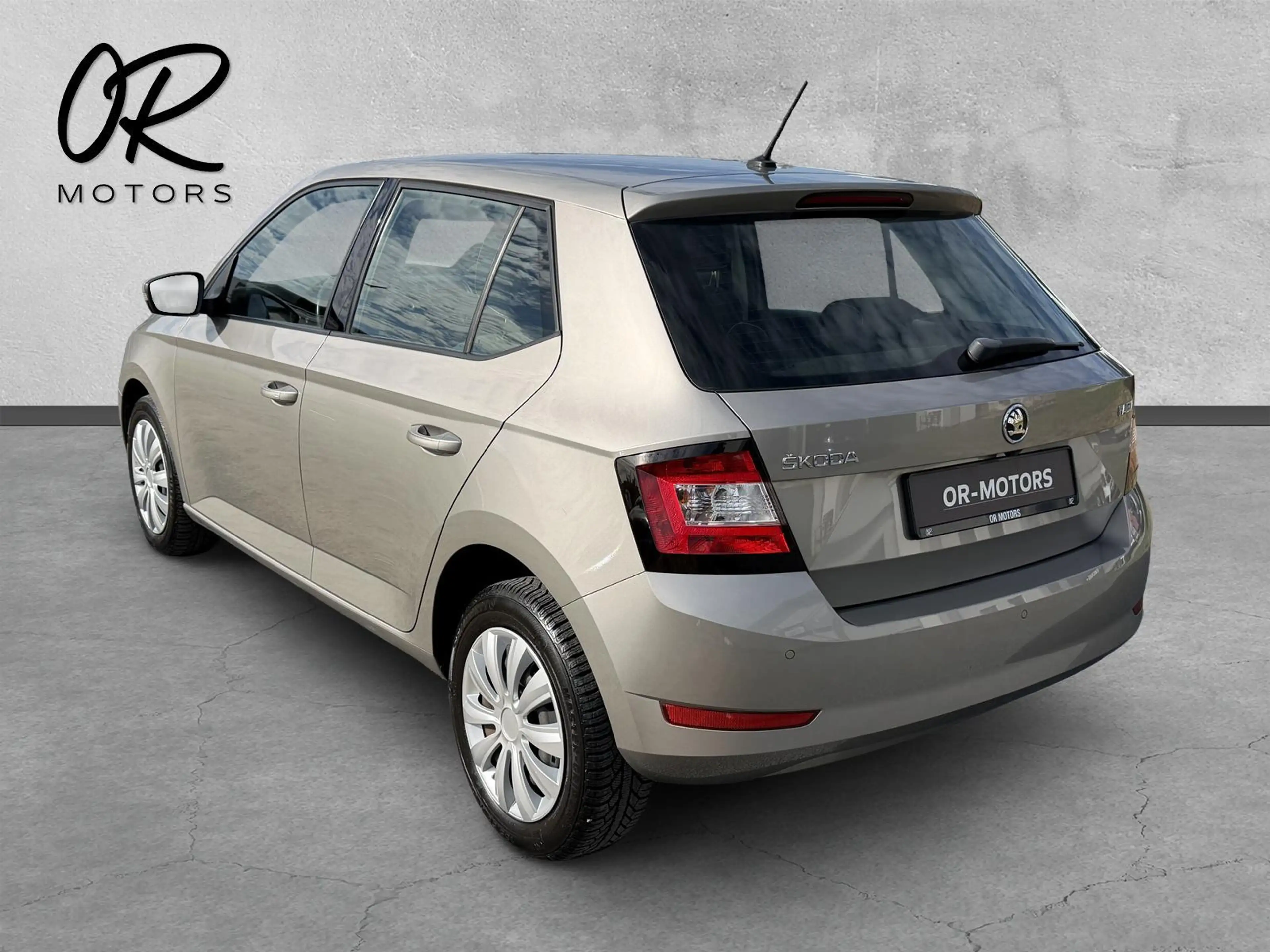 Skoda Fabia Style 28.000KM*AUTOMATIK*KEYLESS*KAMERA — photo 4