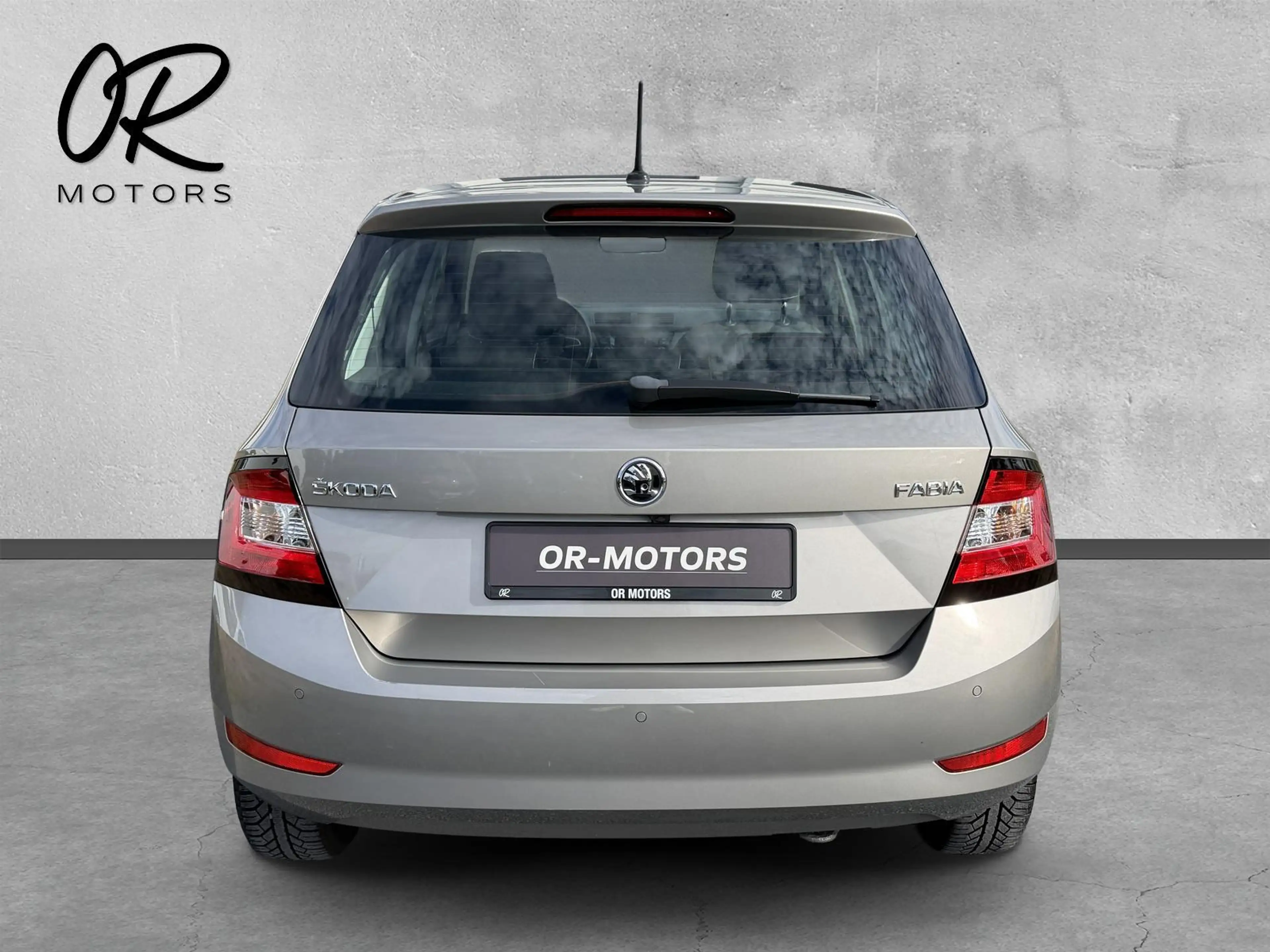 Skoda Fabia Style 28.000KM*AUTOMATIK*KEYLESS*KAMERA — photo 5
