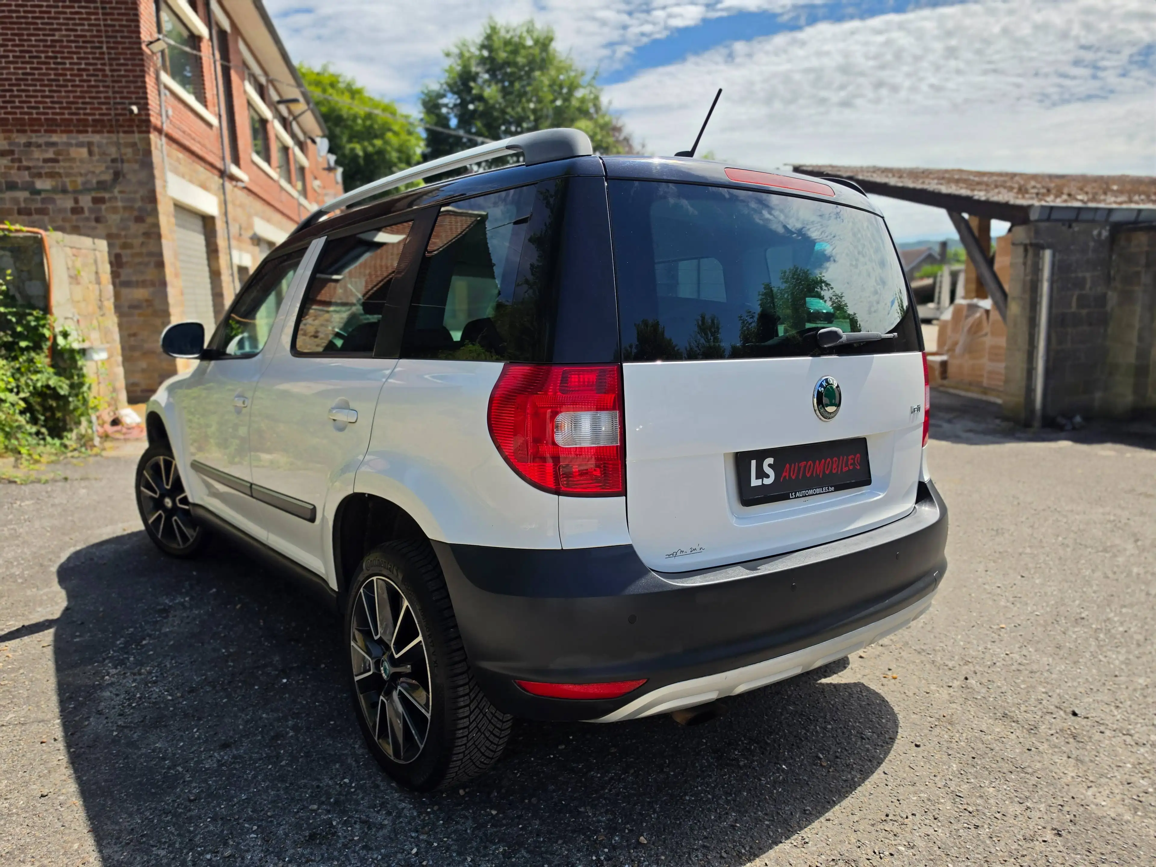 Skoda Yeti B2B*MARCHAND* 1.2 TSI DSG *Navi*A/CAuto*Cruise*1STHAND — photo 5