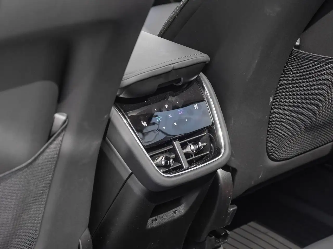 Volvo EX90 photo Volvo EX90