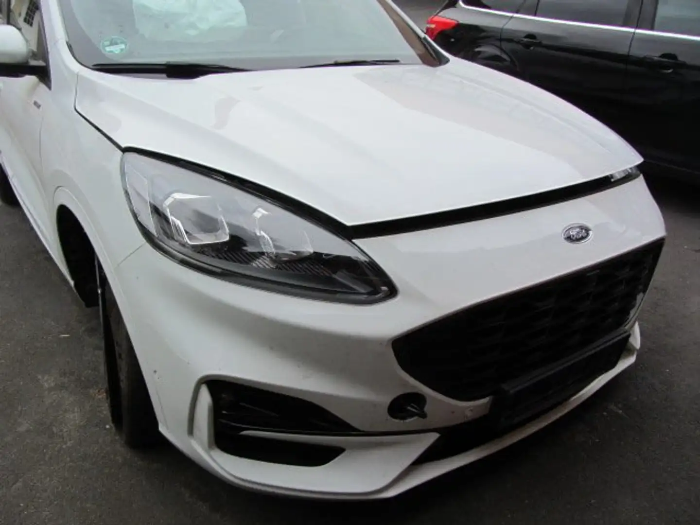 Ford Kuga Plug-In Hybrid ST-Line X Blanc - 2