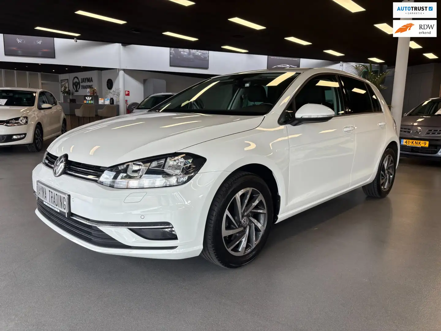 Volkswagen Golf 1.0 TSI Comfortline , Sound !! Blanc - 1