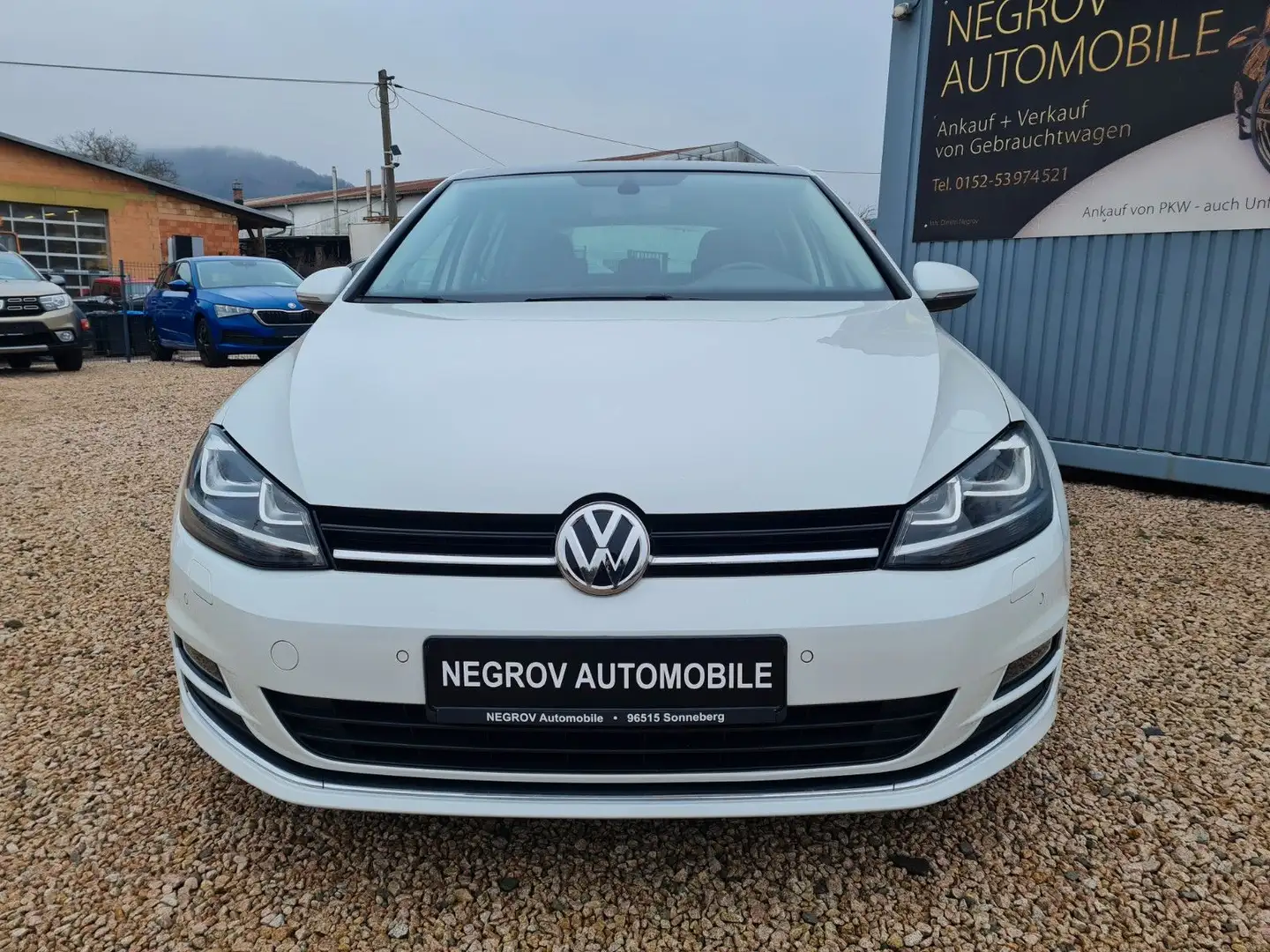 Volkswagen Golf VII Lim. Lounge BMT Blanc - 2