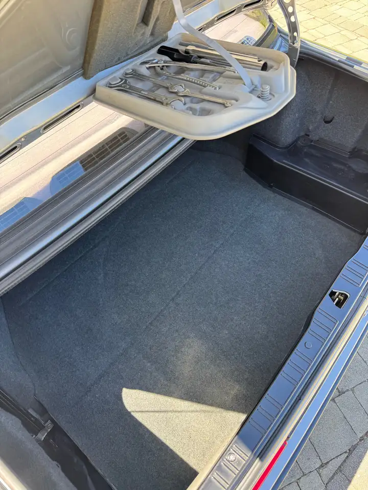 BMW 325i 4WD, foto 12
