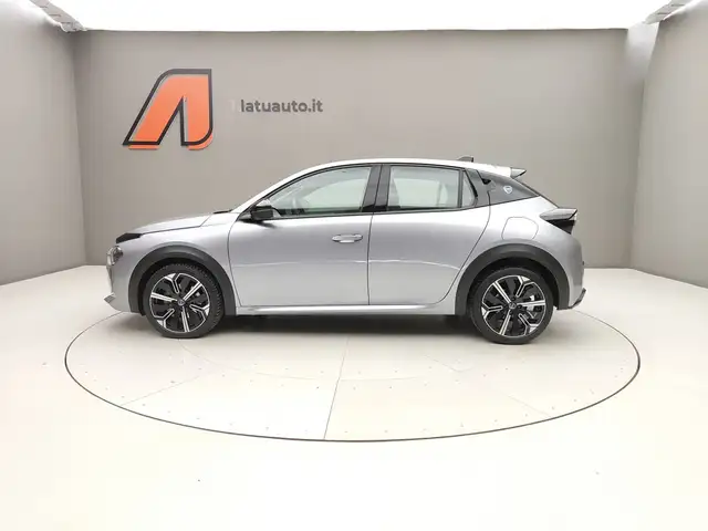 Lancia Ypsilon view 4