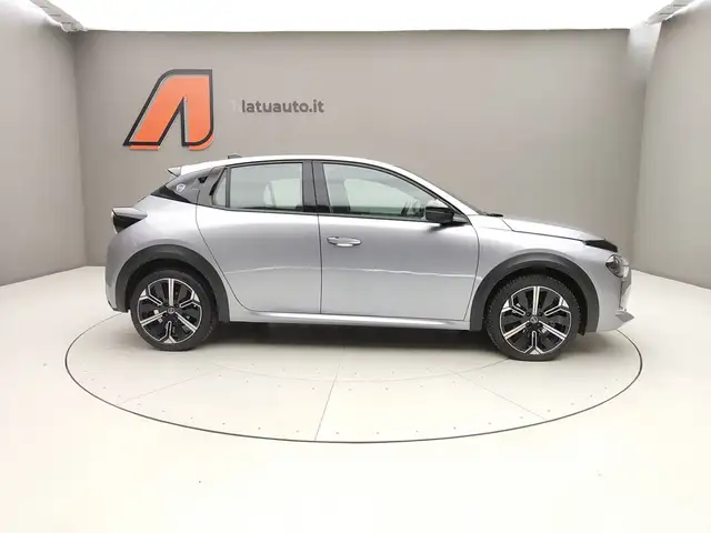 Lancia Ypsilon view 8