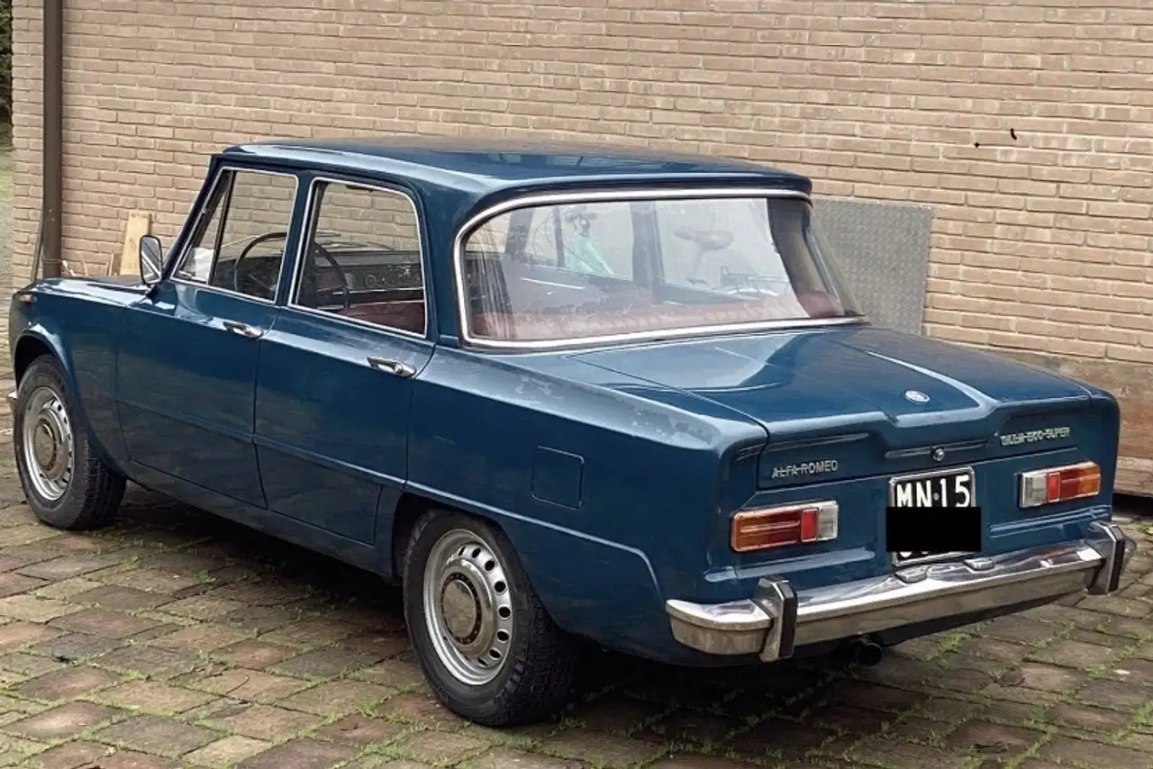 Alfa Romeo Giulia 1300 SUPER, foto 2