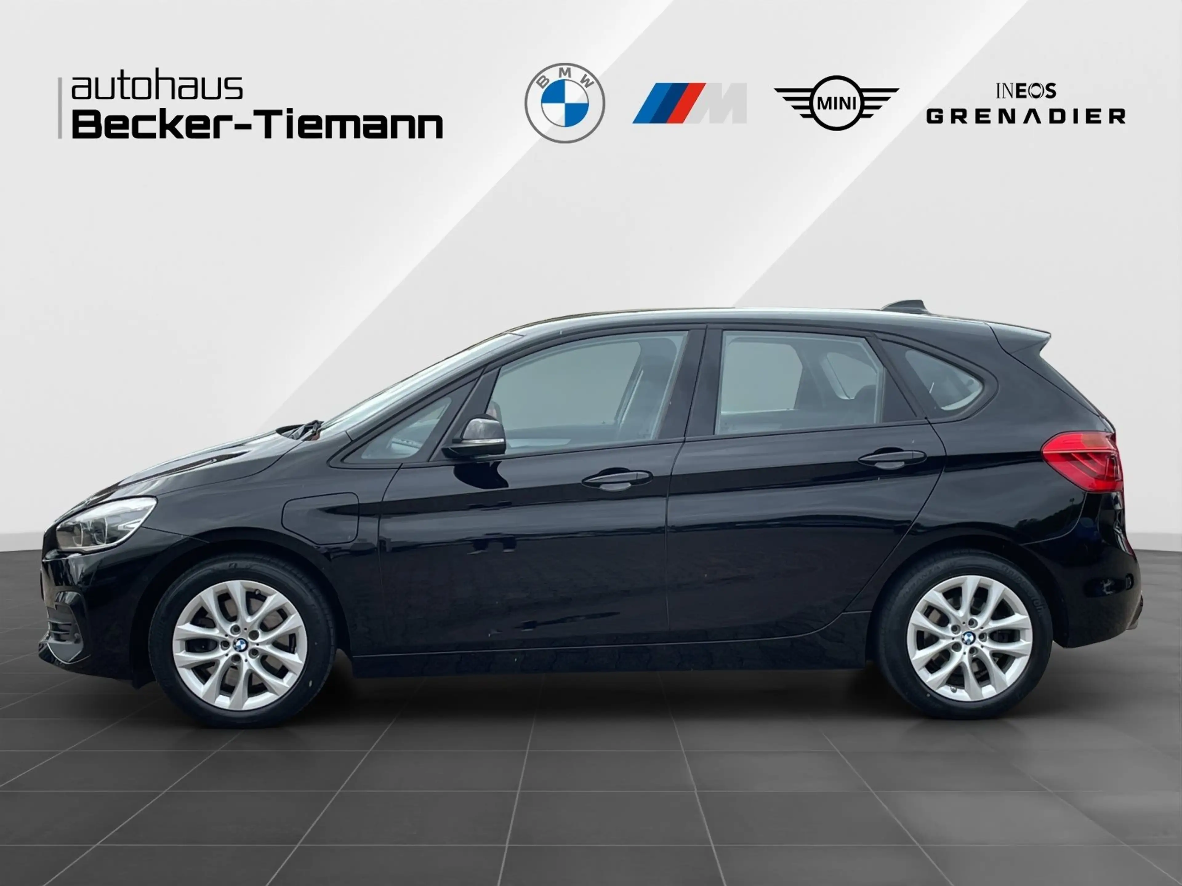 BMW 225 xe Active Tourer/ RFK/ Navigation/ LED — photo 4