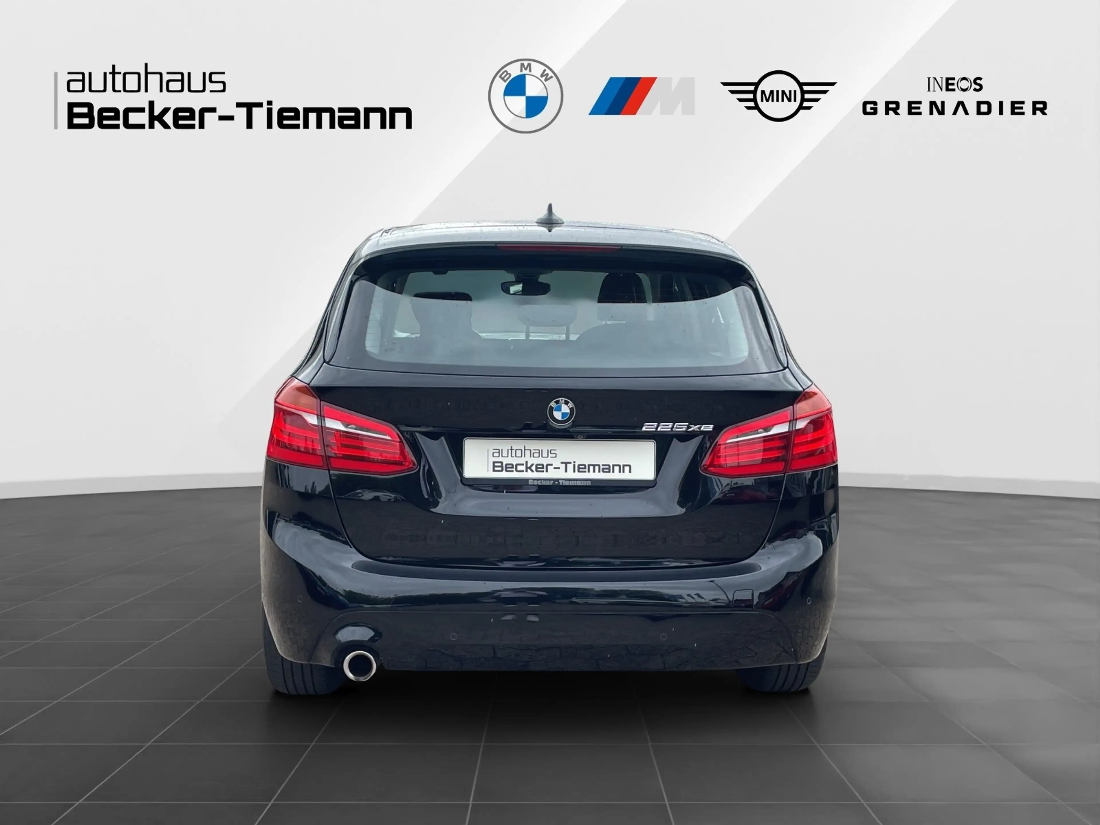 BMW 225 xe Active Tourer/ RFK/ Navigation/ LED — photo 6