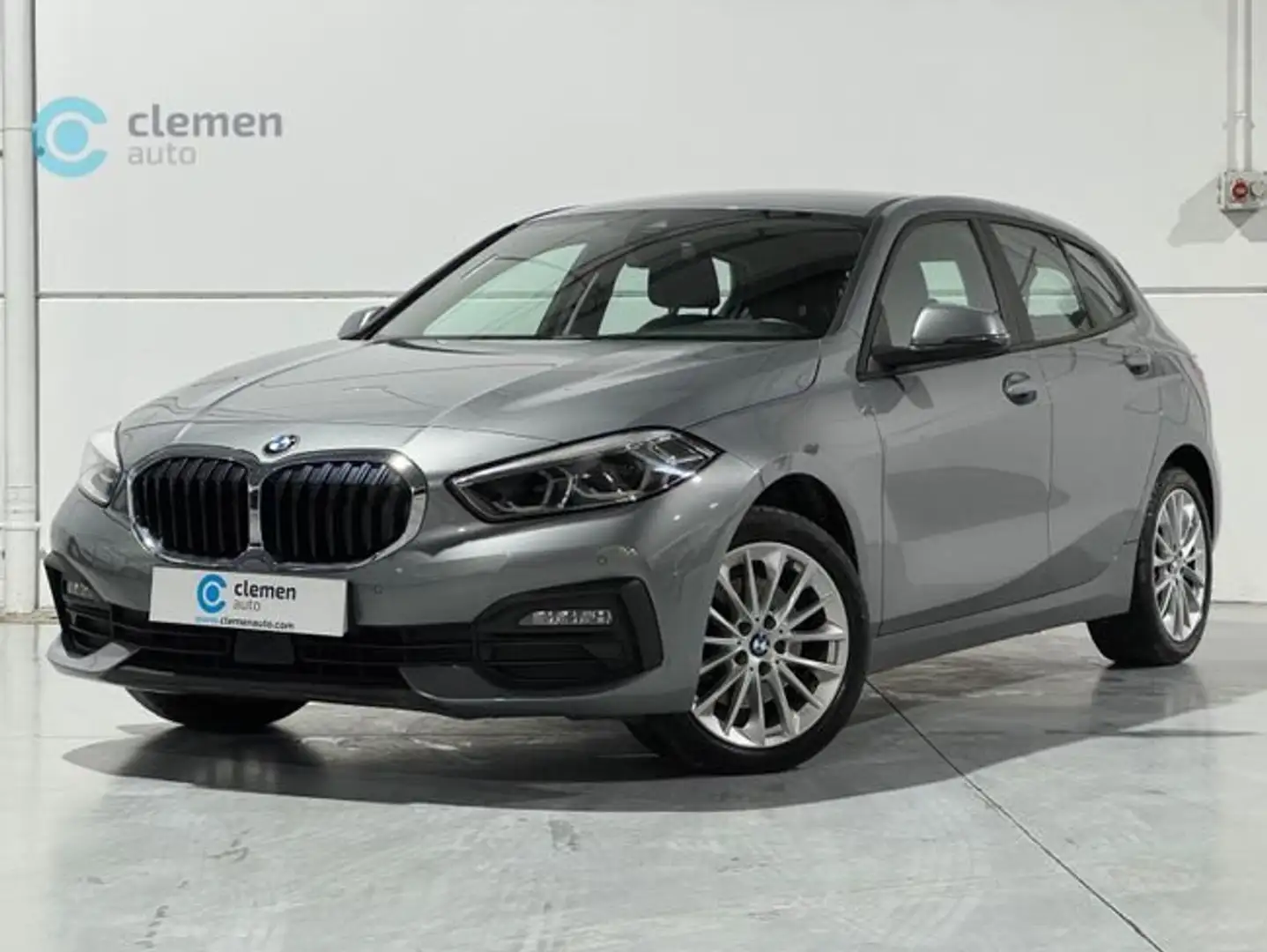 BMW 118 118iA Grau - 1