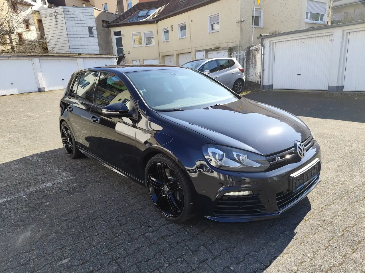 Volkswagen Golf R