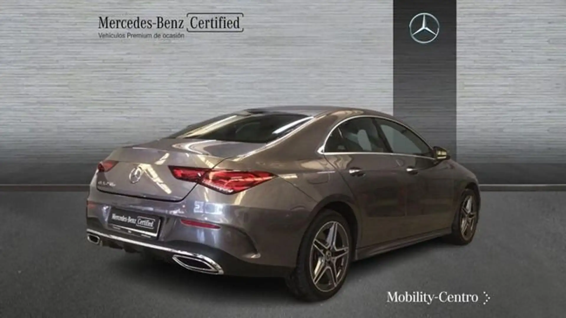 Mercedes-Benz CLA 250 e Gris - 2
