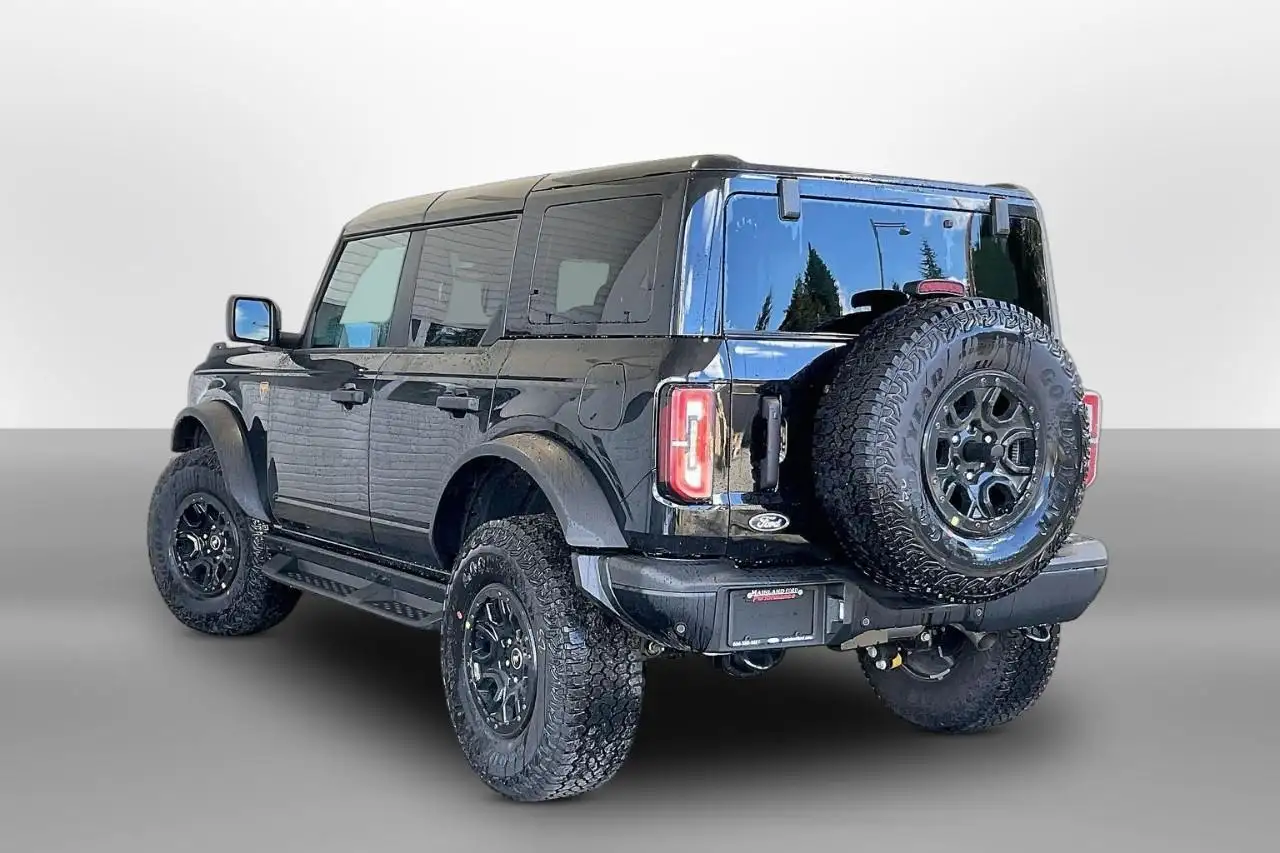 Ford Bronco снимка Ford Bronco
