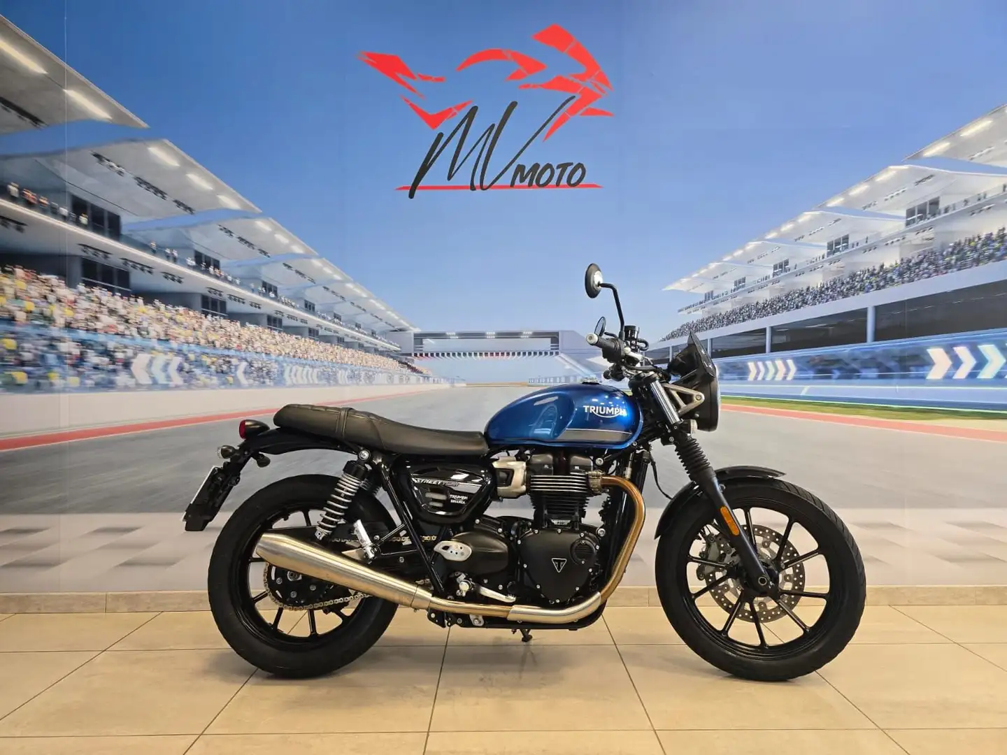 Triumph Street Twin "Cobalt Blue" 03/2022 - 1